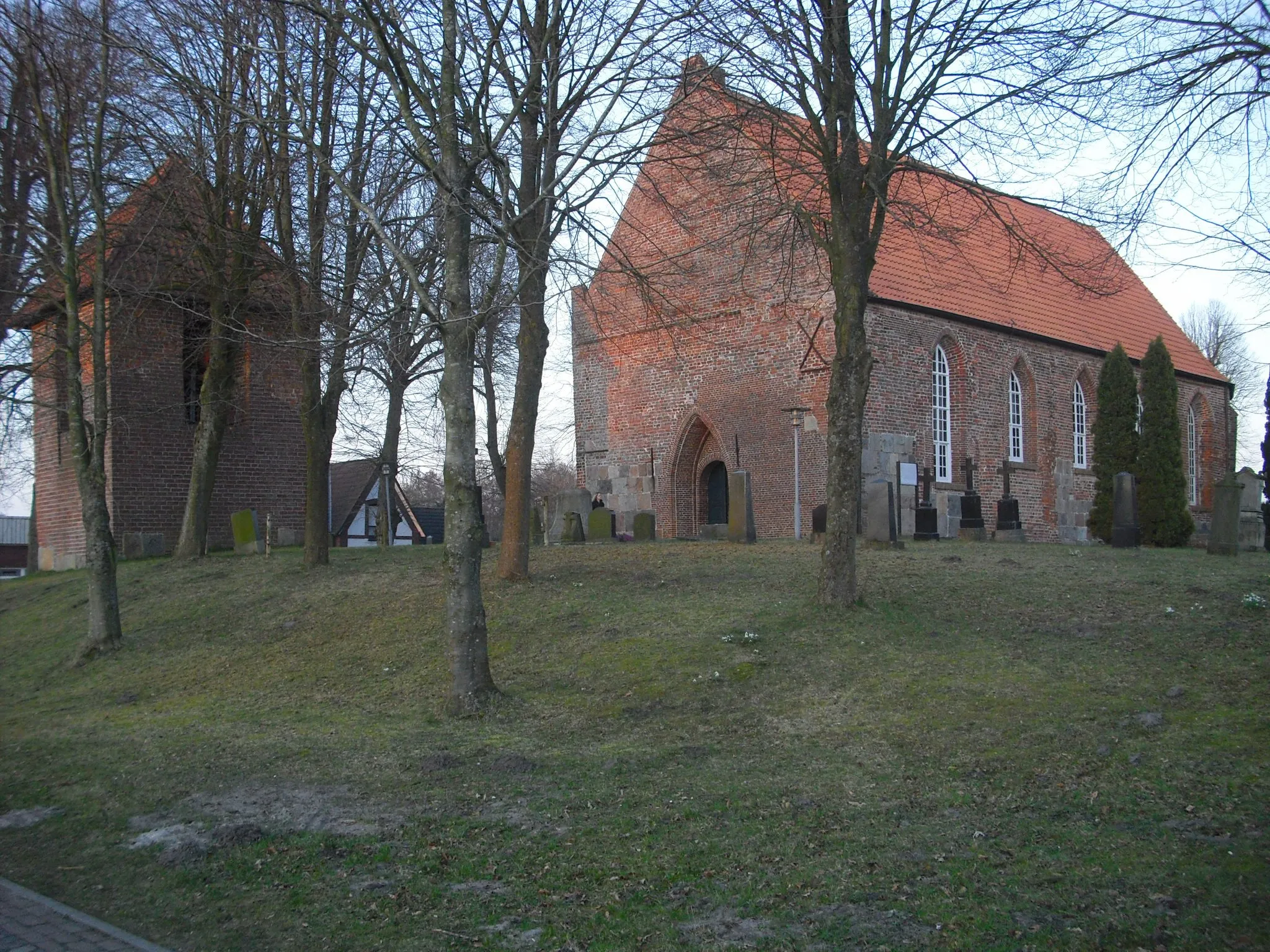Photo showing: Cäcilien- und Margarethenkirchein Leerhafe