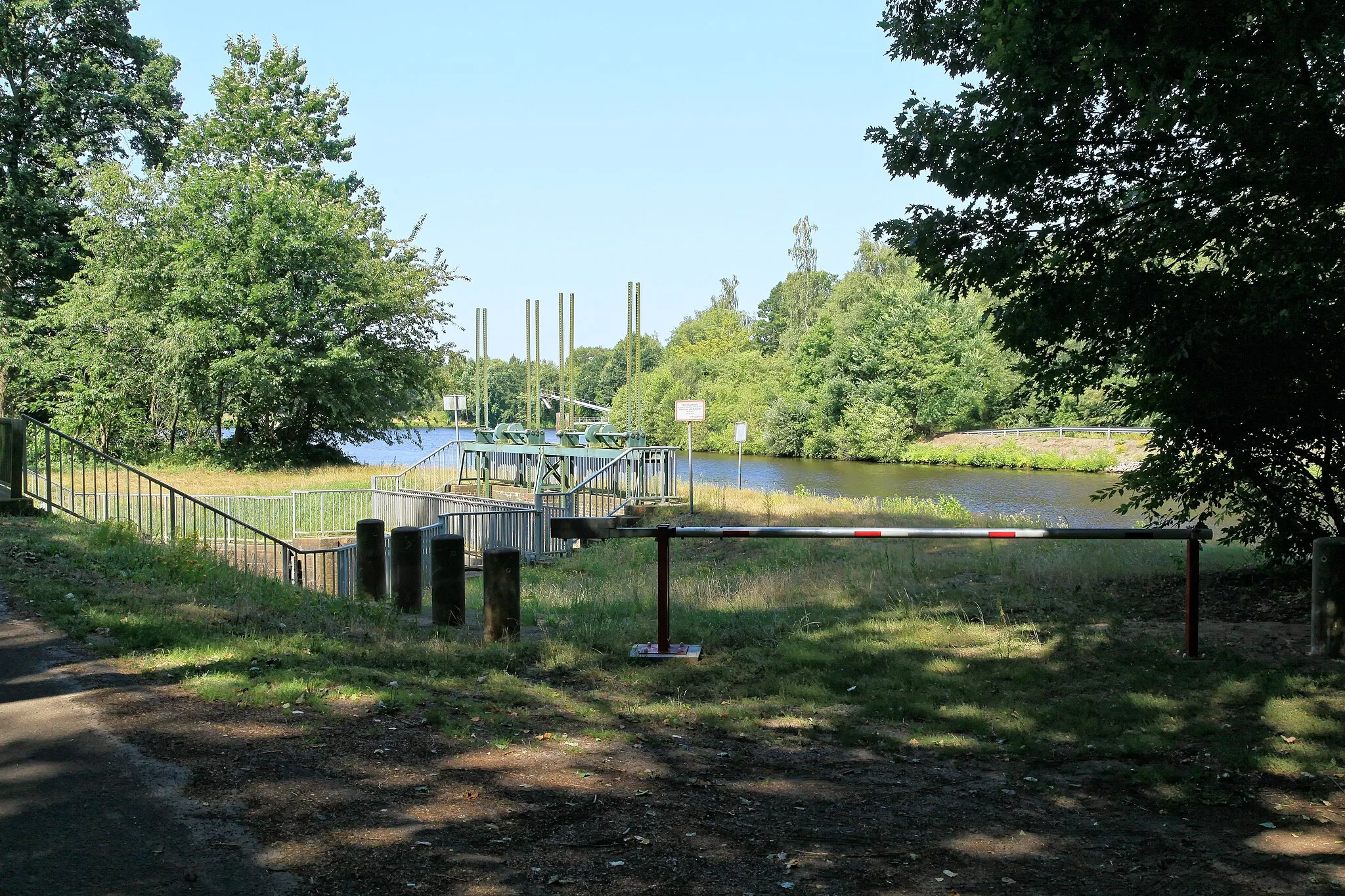 Photo showing: Düker der Sagter Ems unter dem Küstenkanal, Am Kanal in Friesoythe