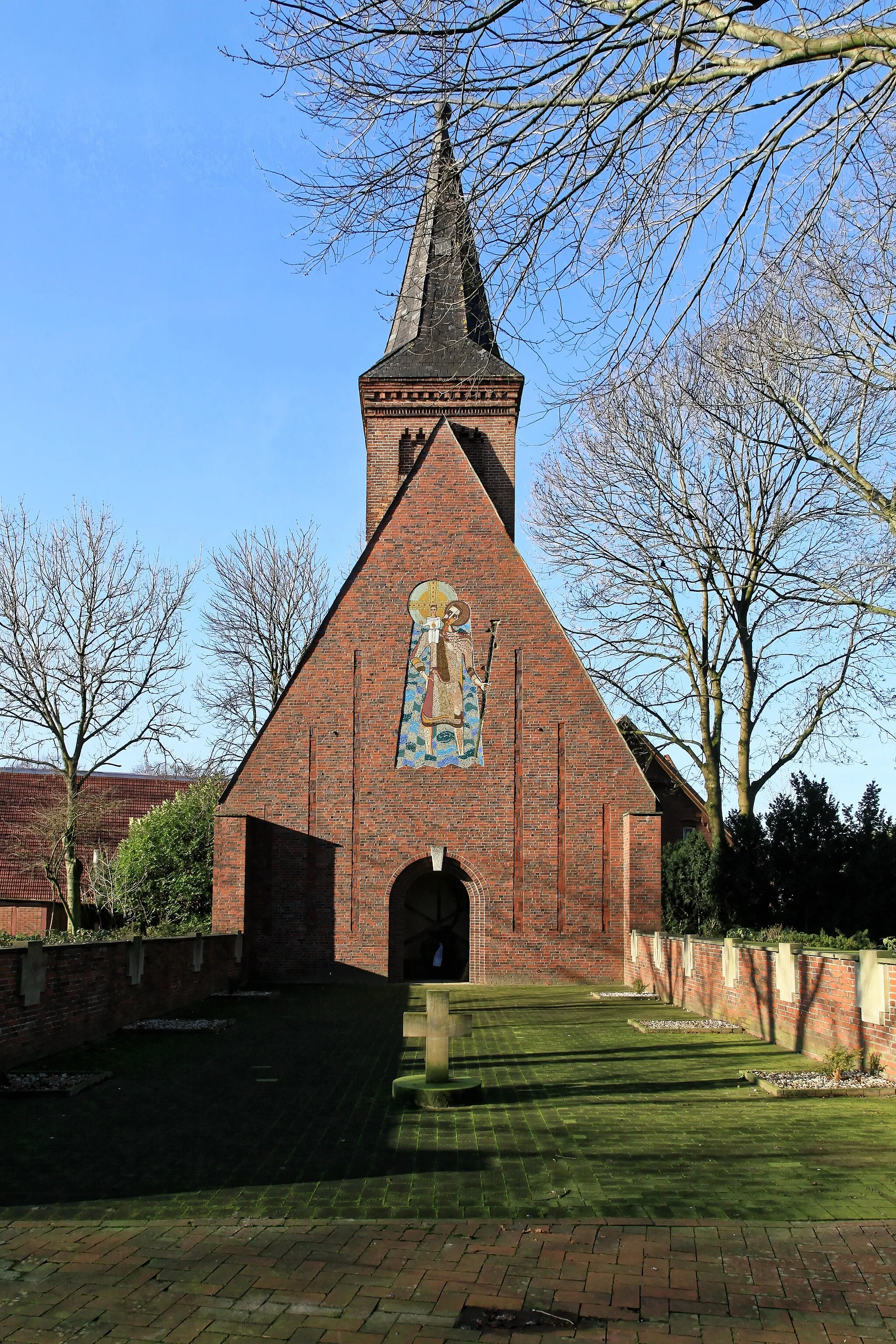 Photo showing: Ehrenmal Peheim, Ecke Lindener Straße in Peheim, Molbergen