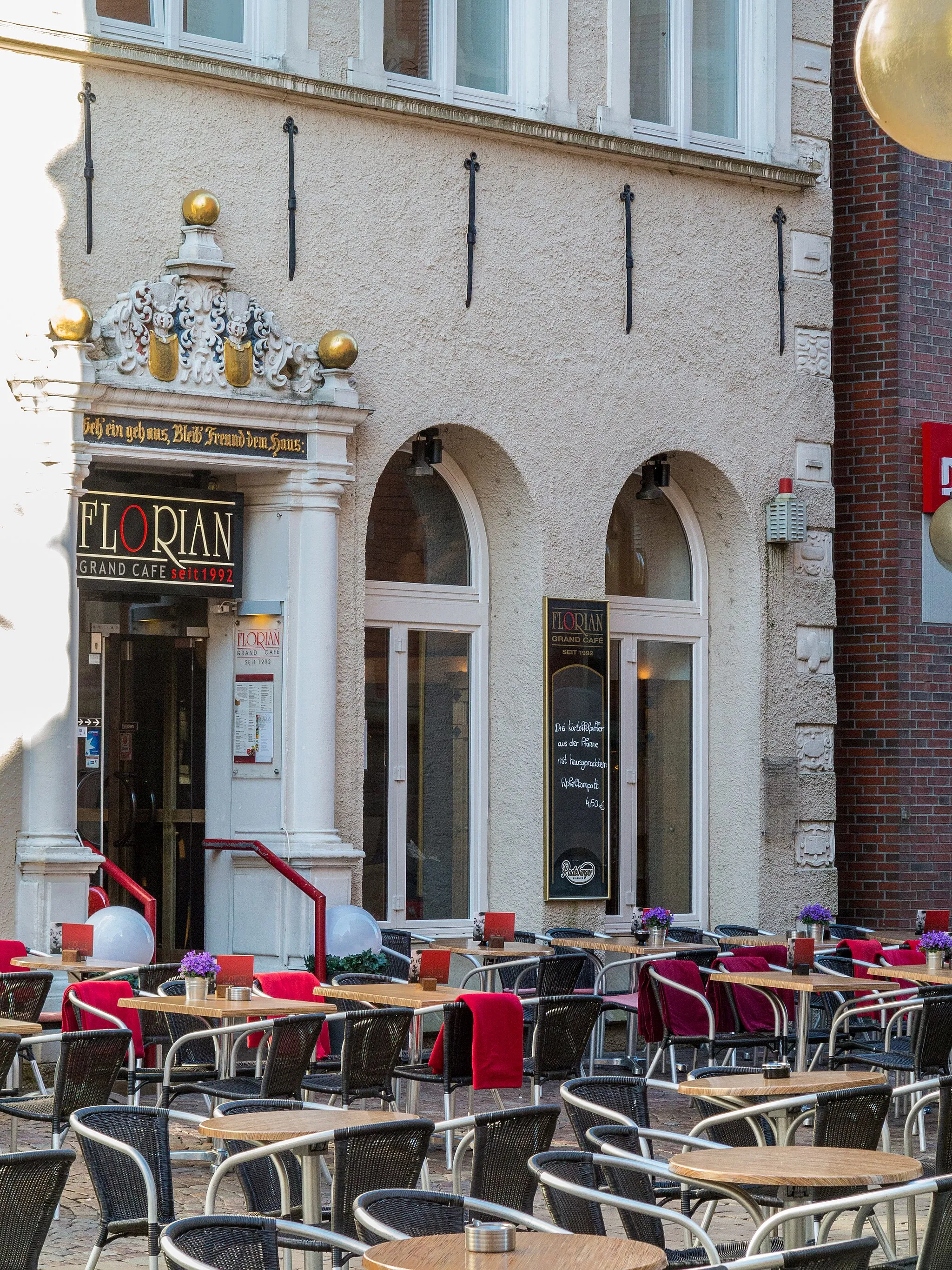 Photo showing: Florian Grand Café, Markt 2 in Oldenburg (Oldb.)