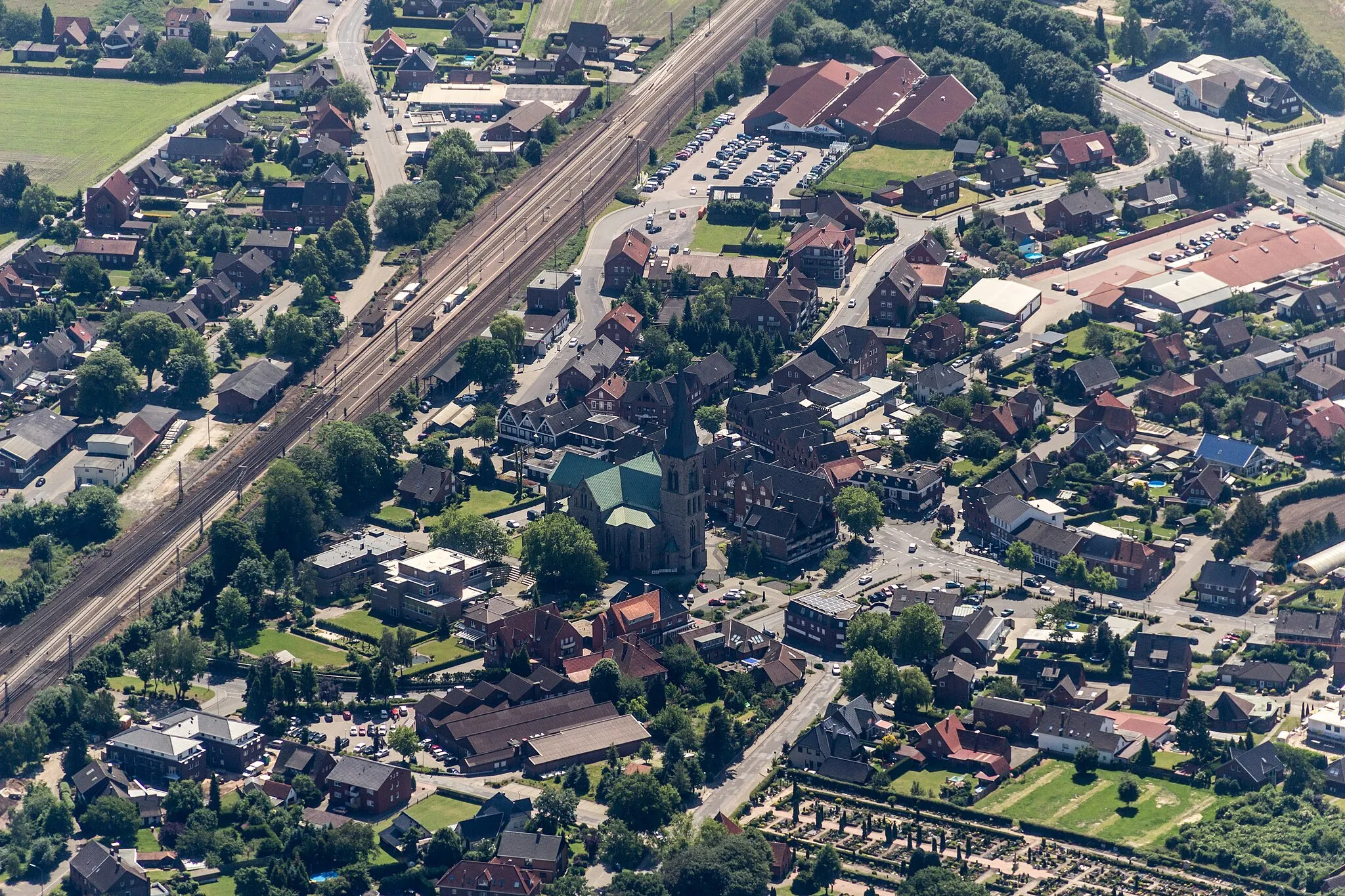 Photo showing: St Cyriac’s Church, Salzbergen, Lower Saxony, Germany