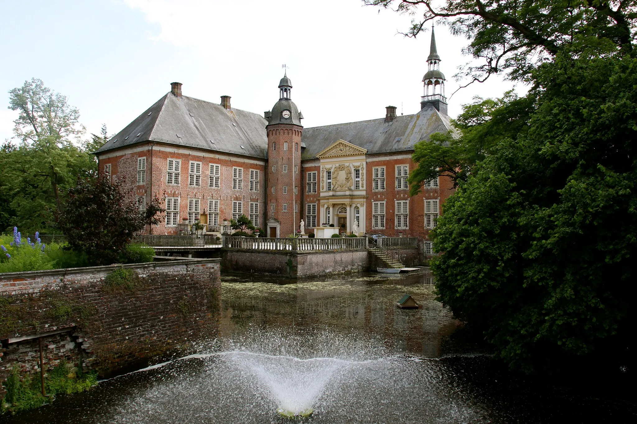 Photo showing: Schloss Gödens