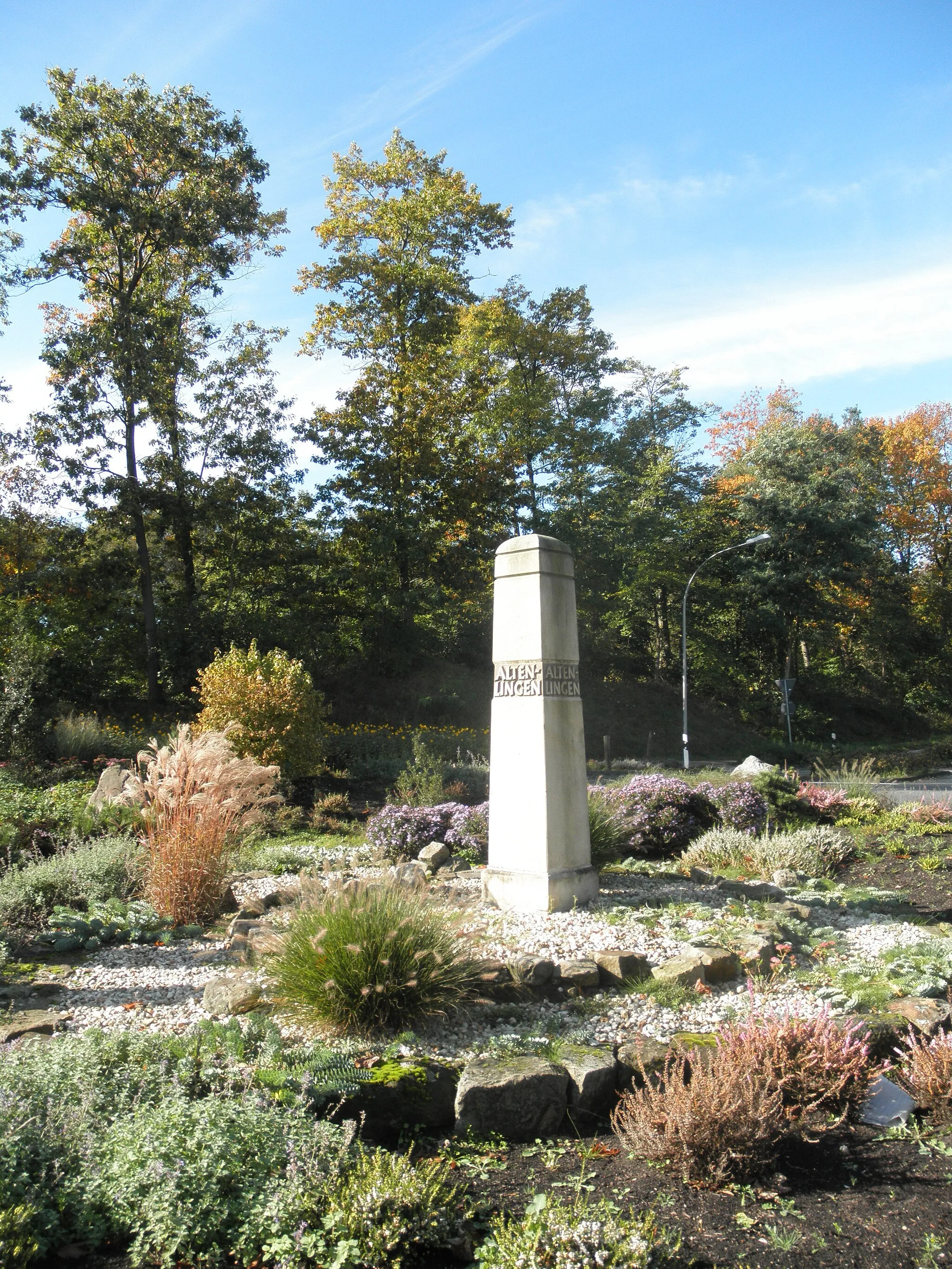 Photo showing: ŝtona signo de la urbodistrikto Lingen-Altenlingen