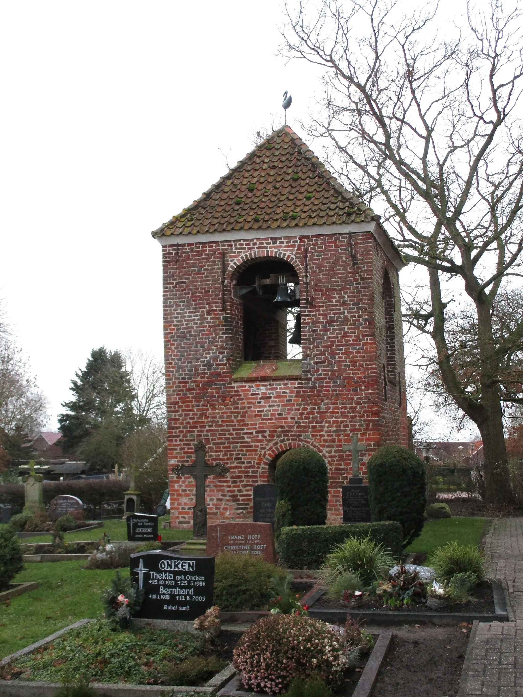 Photo showing: St.-Dionysius-Kirche, Kirchturm, Asel