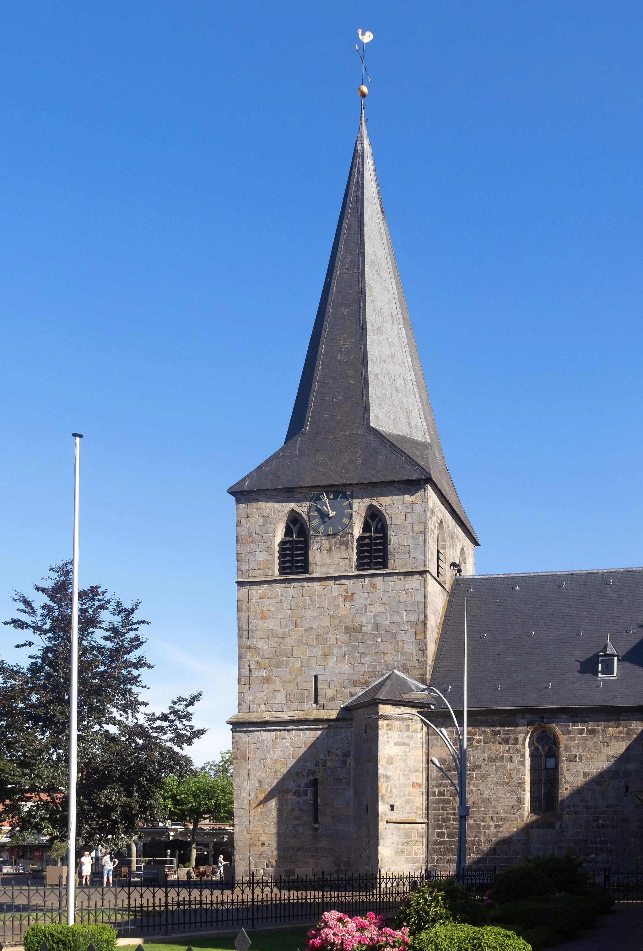 Photo showing: Denekamp, churchtower ( the Sint Nicolaaskerk)