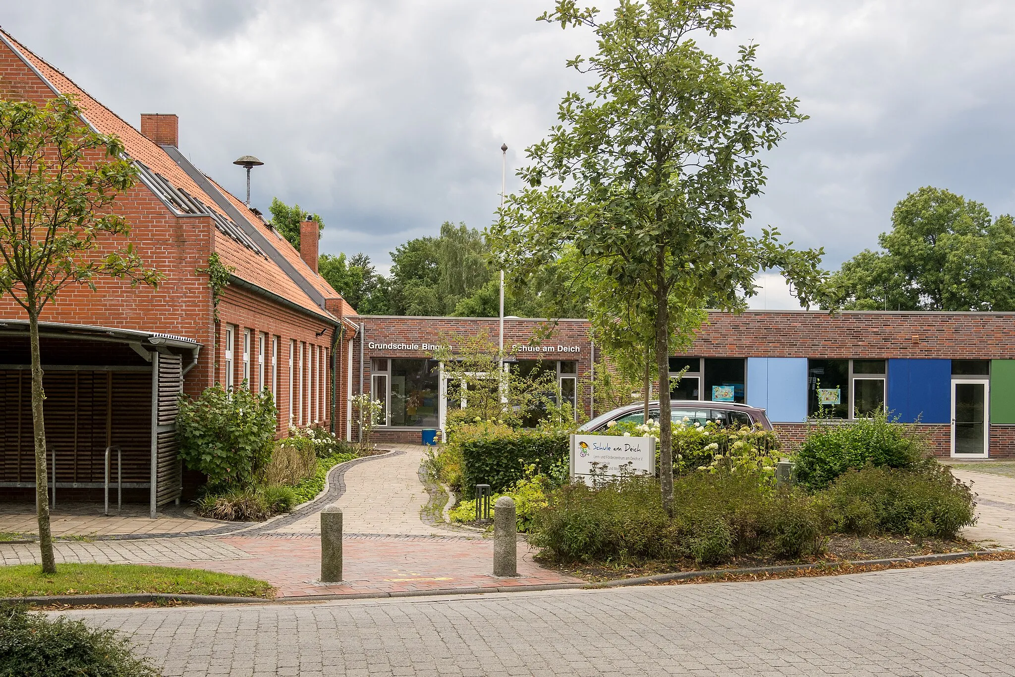 Photo showing: Leer/Ostfriesland: Grundschule Bingum und Schule am Deich (Förderschule)