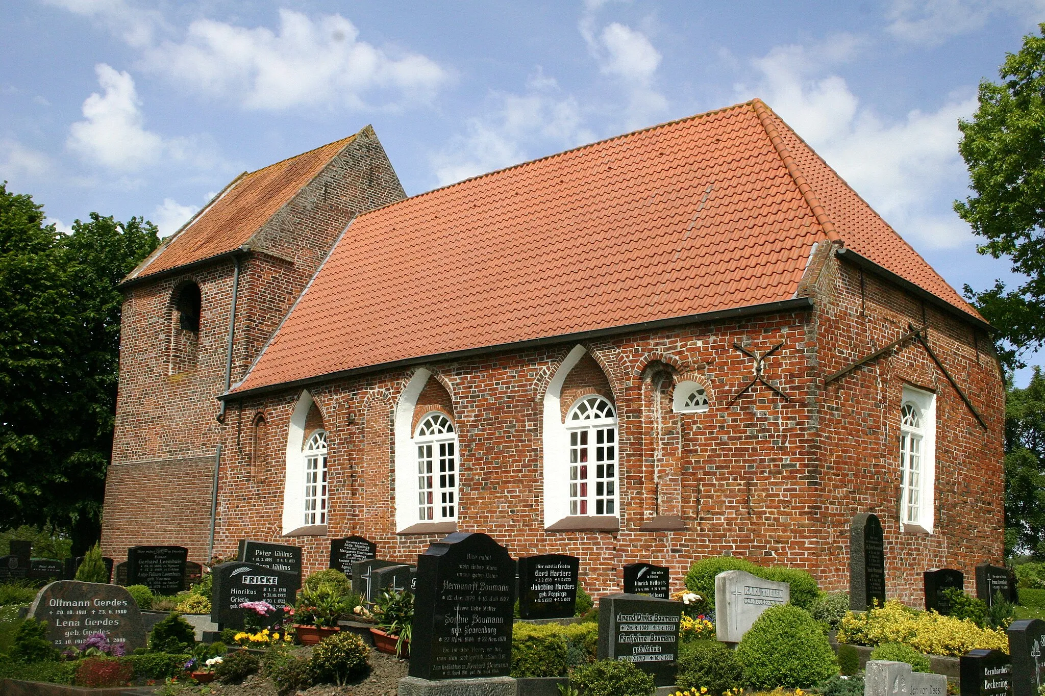 Photo showing: Historic church in Esklum, district of Leer, East Frisia, Germany