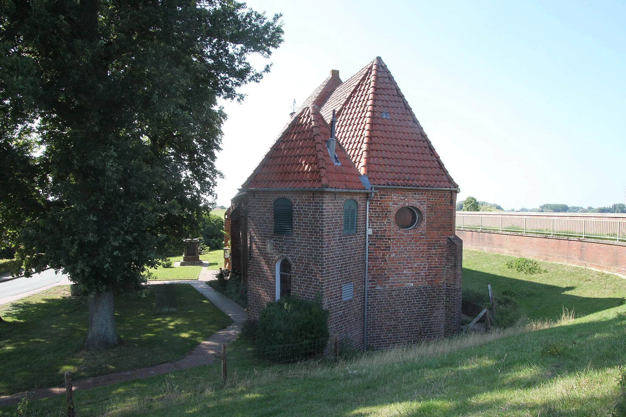 Photo showing: St.-Marien-Kirche in Berne-Warfleth