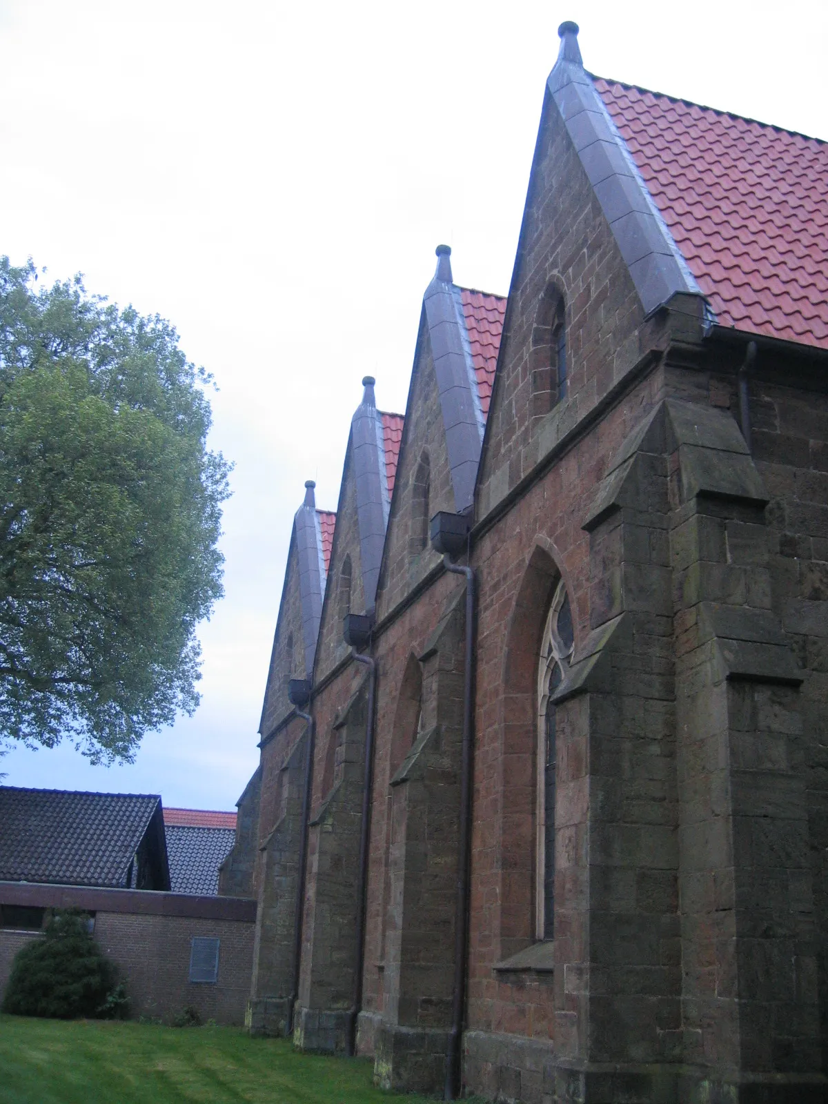 Photo showing: Church in Lübbecke, District of Minden-Lübbecke, North Rhine-Westphalia, Germany.