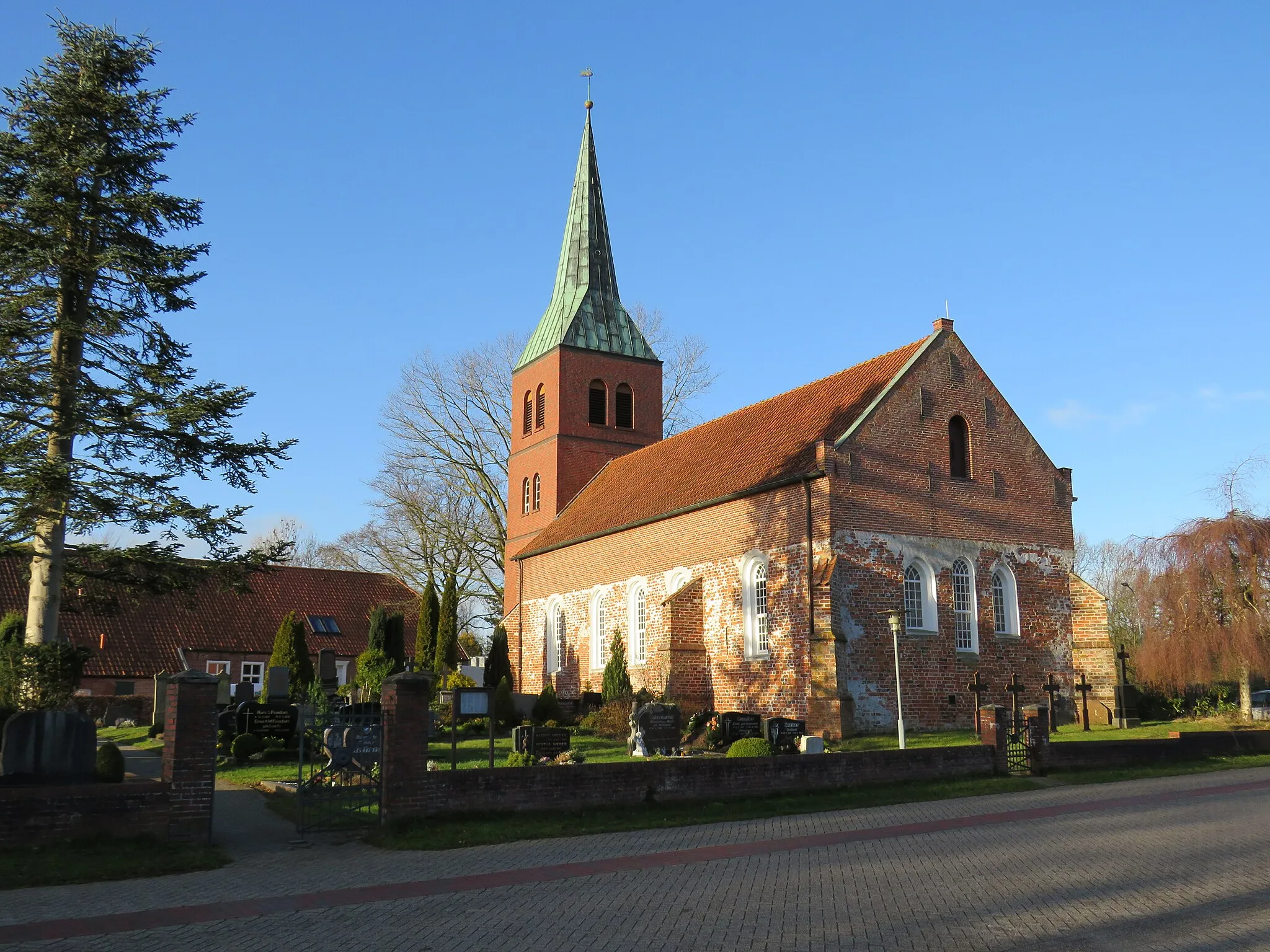 Photo showing: Kirche in Logabirum