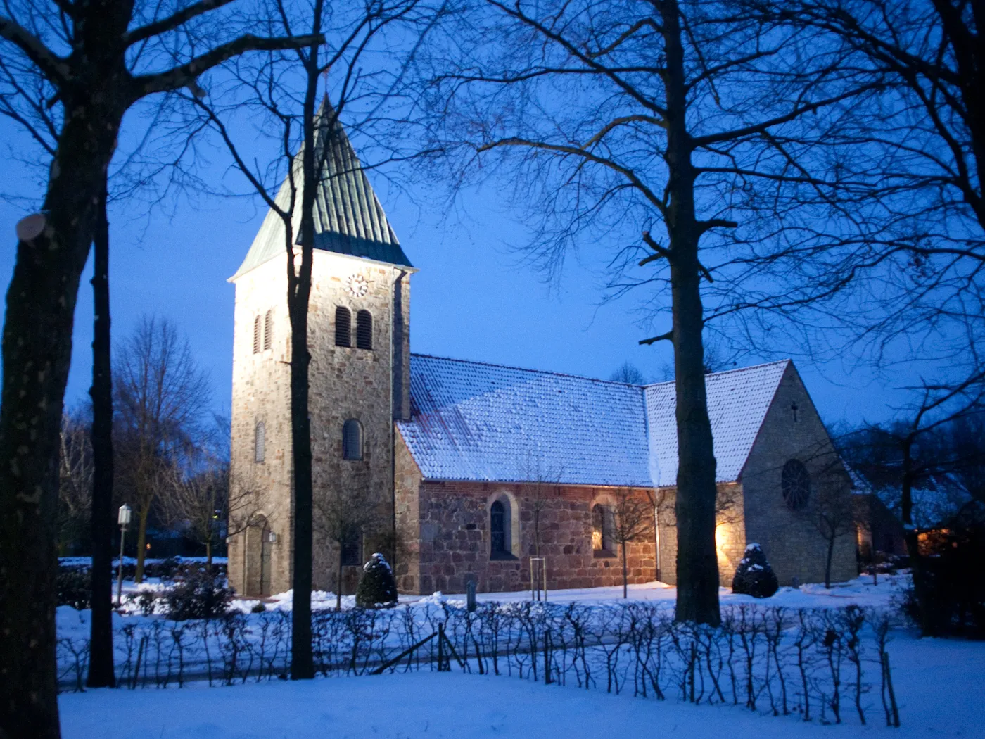 Photo showing: Sevelter Kirche
