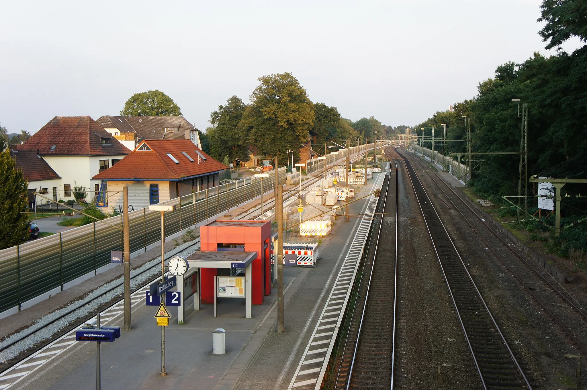 Photo showing: Railway Station Bookholzberg. Bremen-Oldenburg railway line
