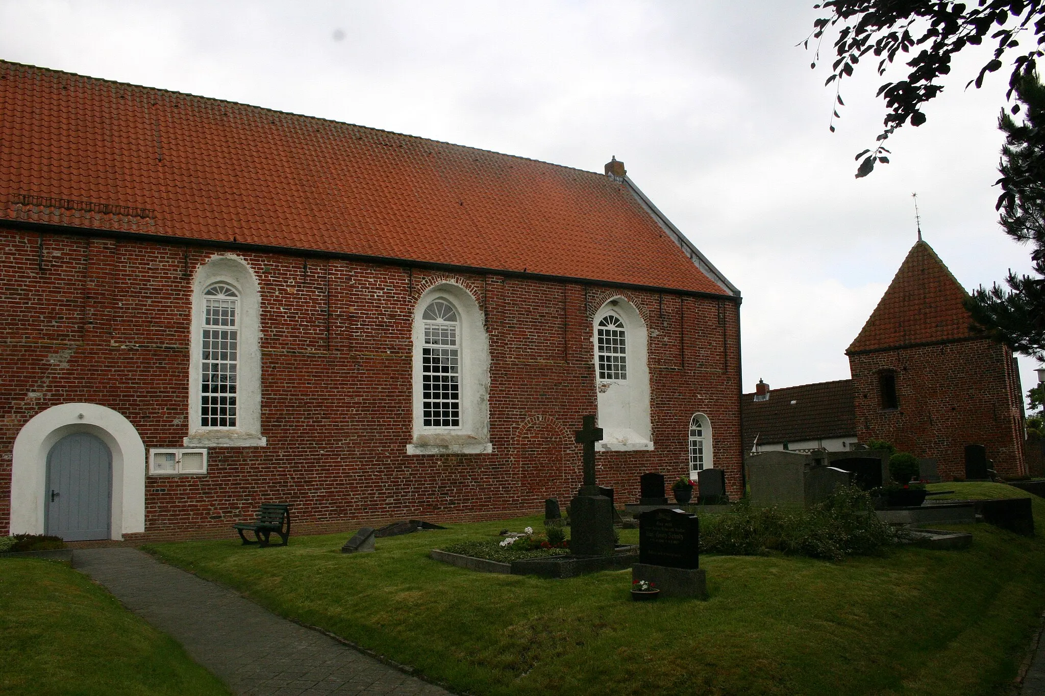 Photo showing: Historic church in Freepsum, district of Aurich, East Frisia, Germany