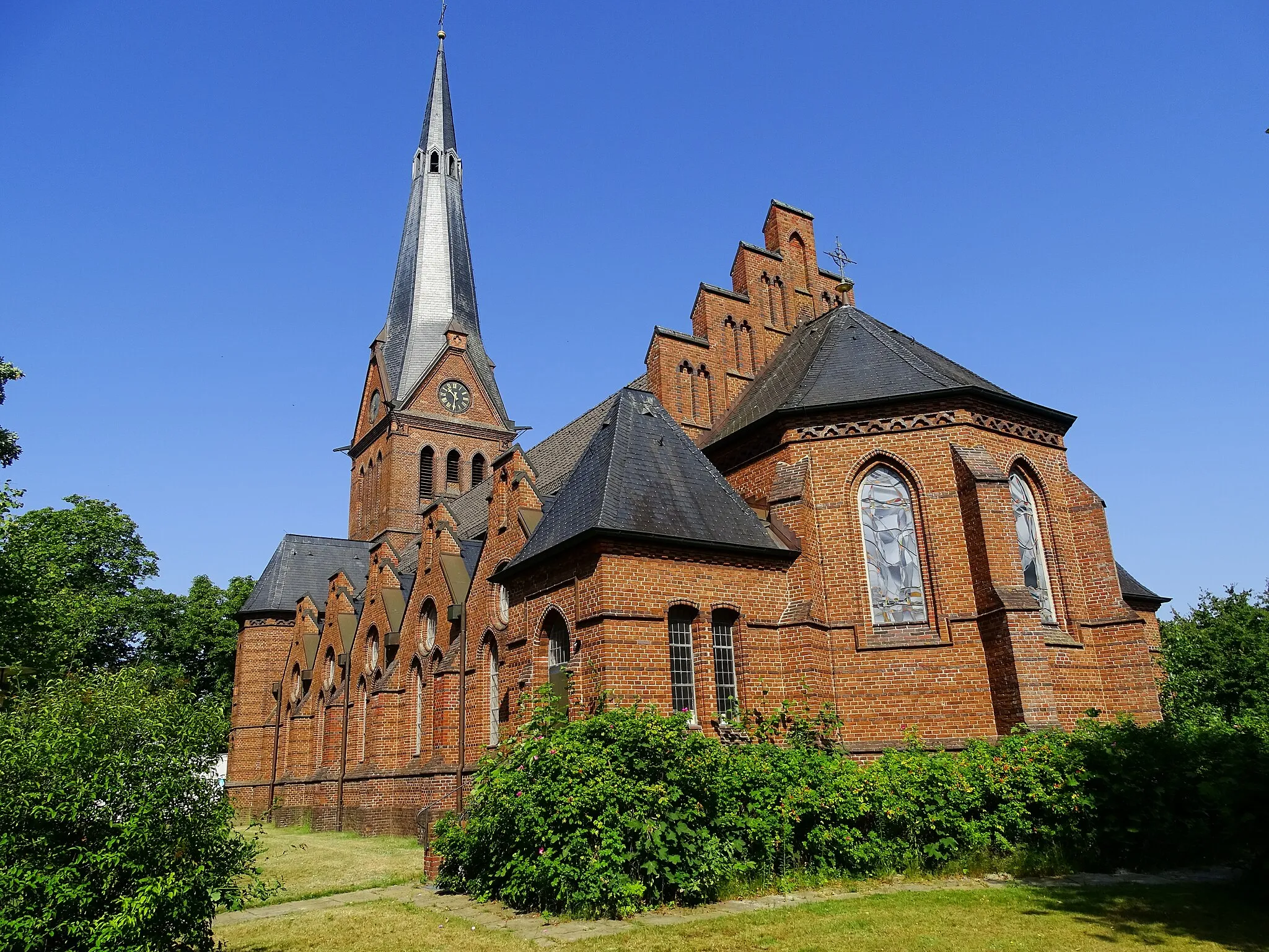 Photo showing: Kirche (Friedenskirche, ev.-luth.) in Leer-Loga