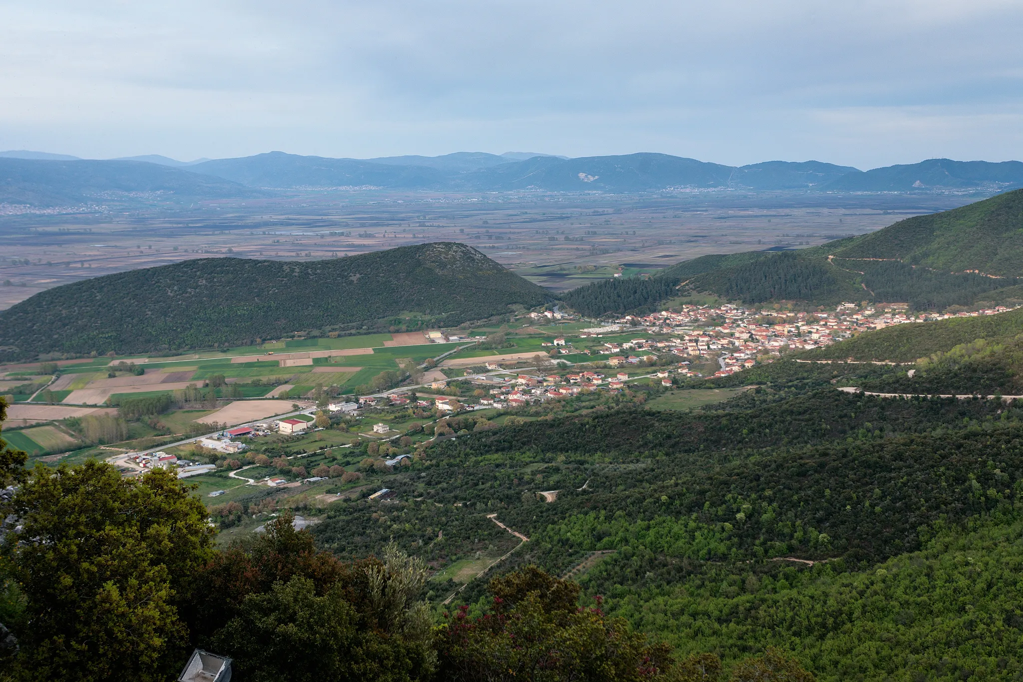 Photo showing: Antiphilippi village in Pangeo mountain, Greece