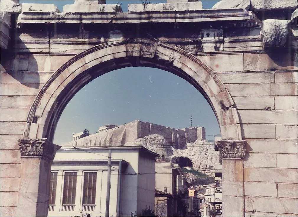 Photo showing: This is a photo of a monument in Greece identified by the ID