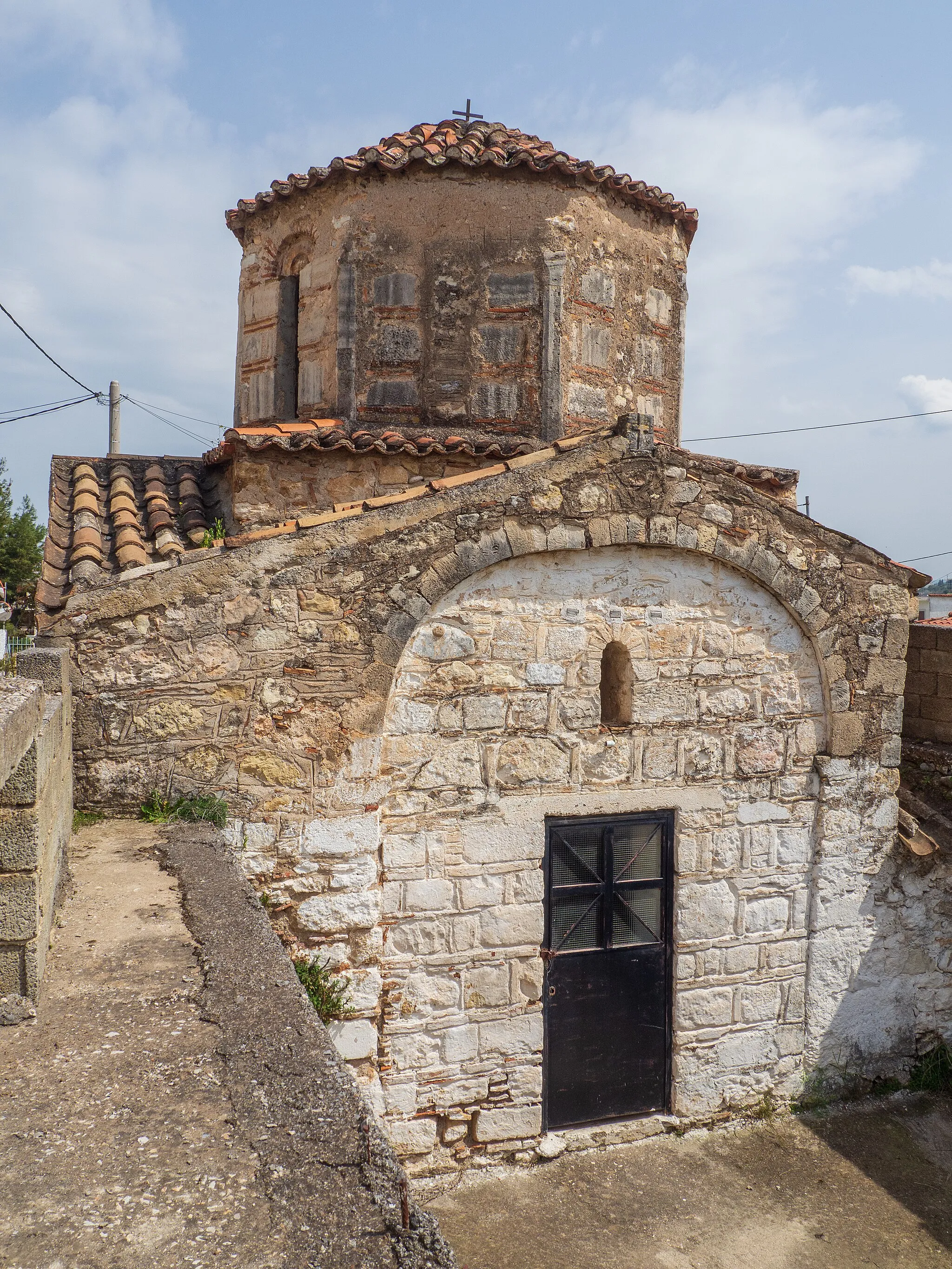 Photo showing: This is a photo of a monument in Greece identified by the ID