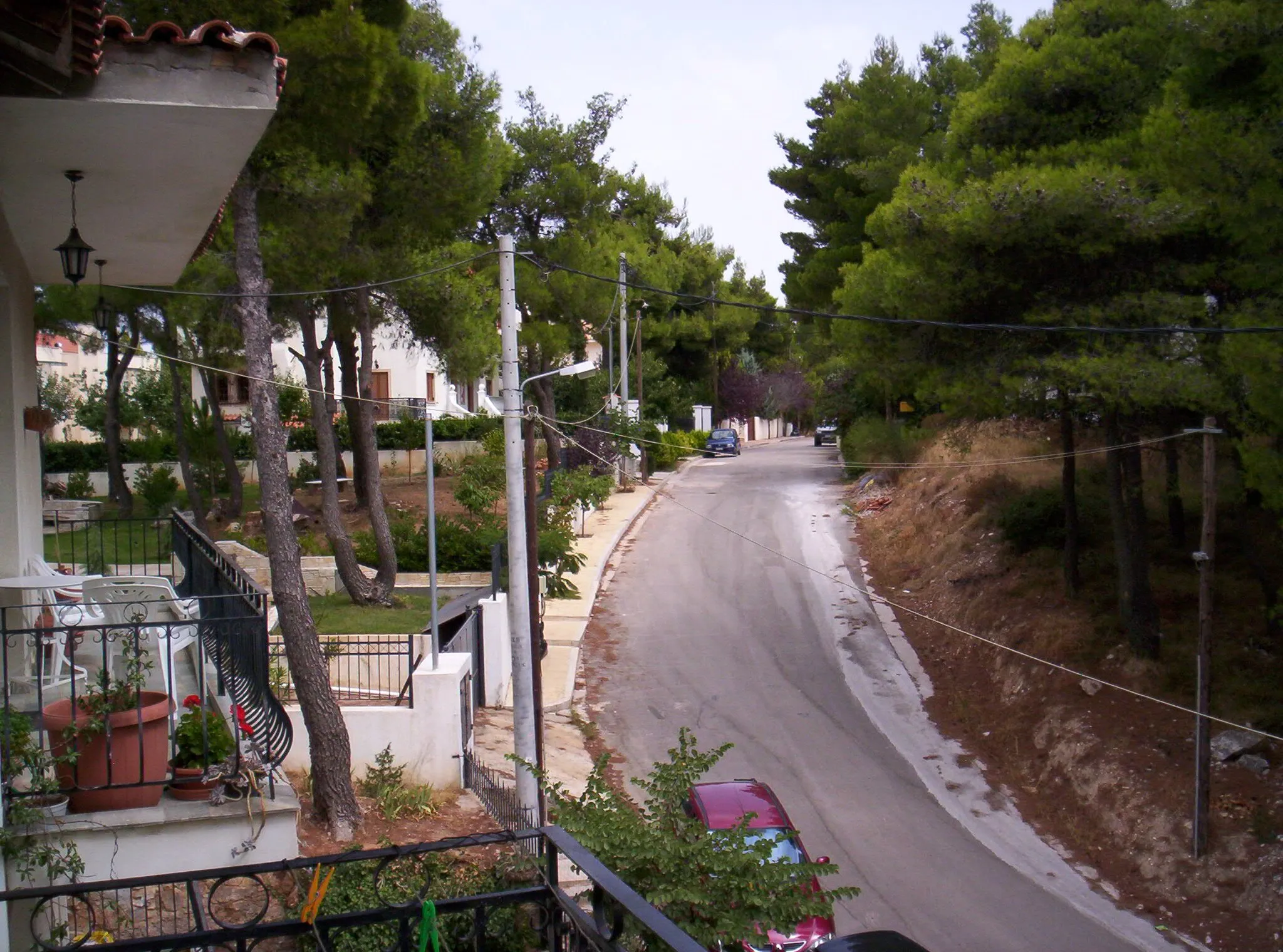 Photo showing: Typical Dionysos neighbourhood