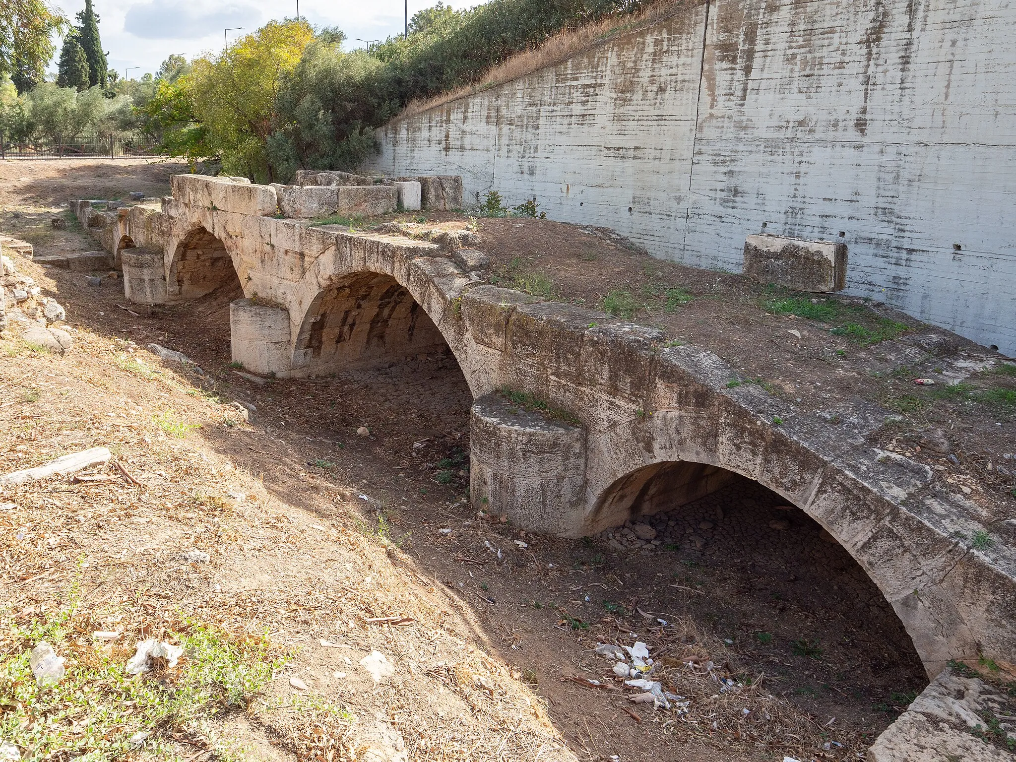 Photo showing: This is a photo of a monument in Greece identified by the ID