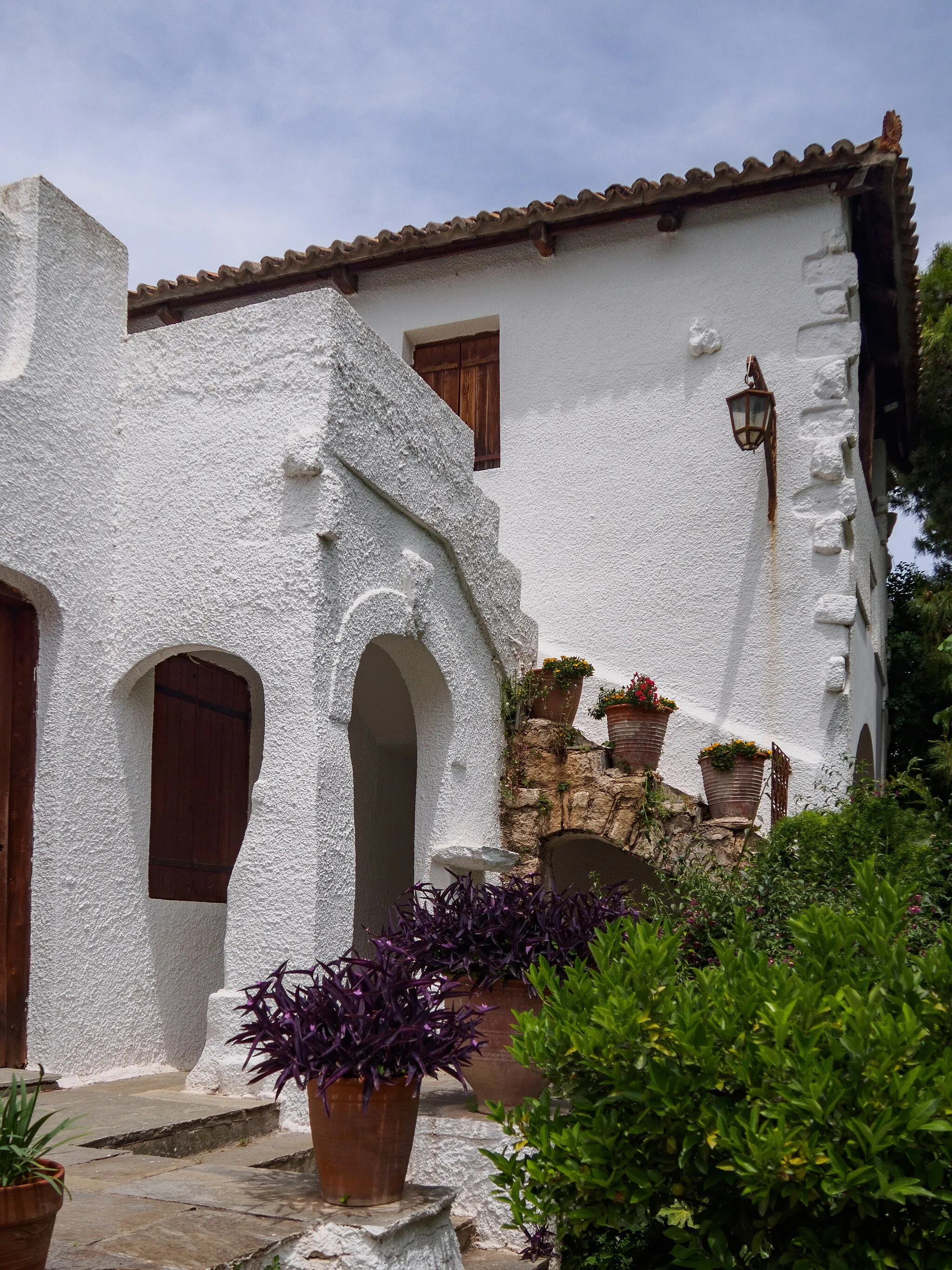 Photo showing: Old house, part of Vorres Museum, Paiania, Attica.