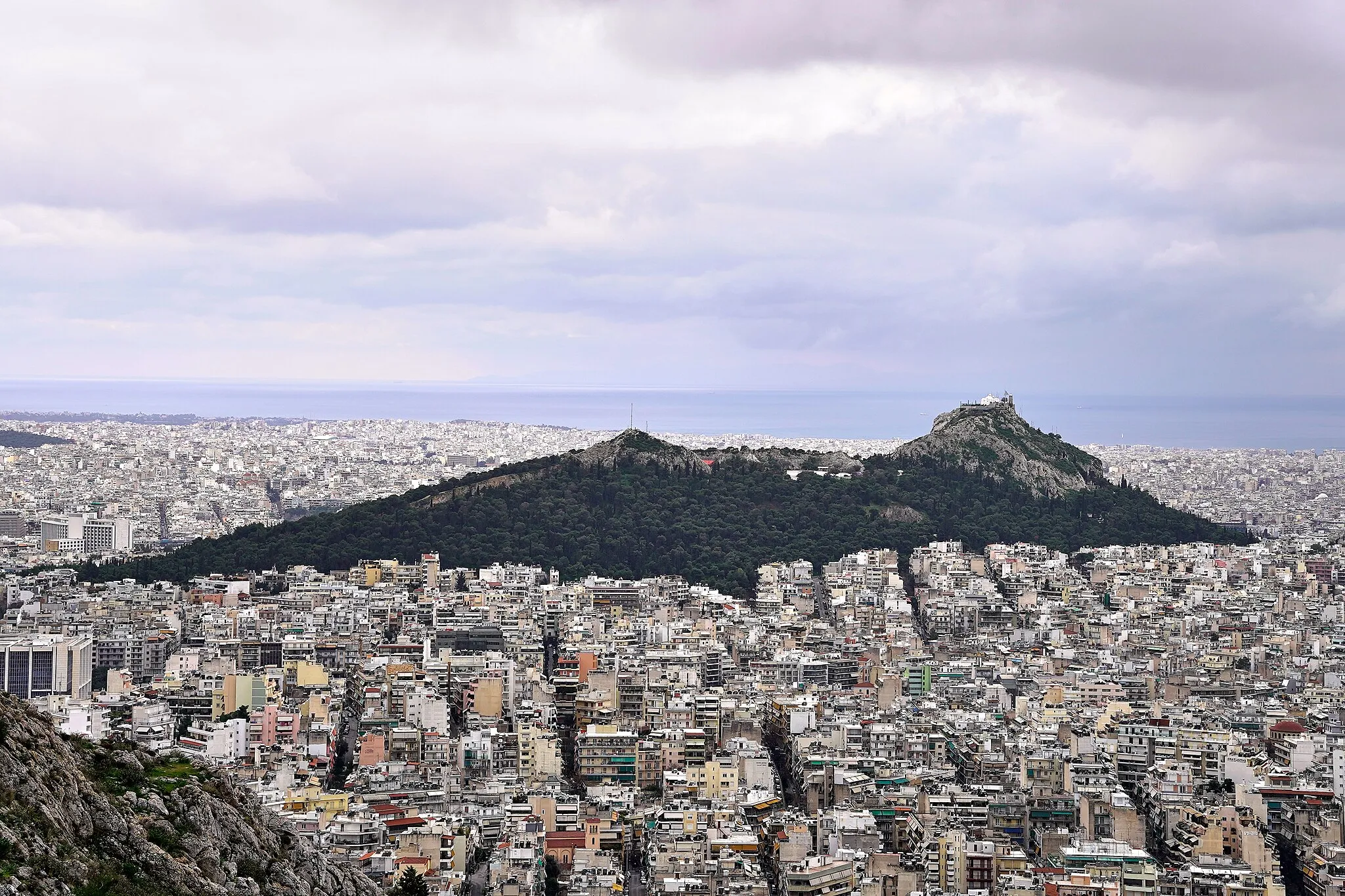 Photo showing: Mount Lycabettus from Tourkovounia Hill on February 8, 2020.