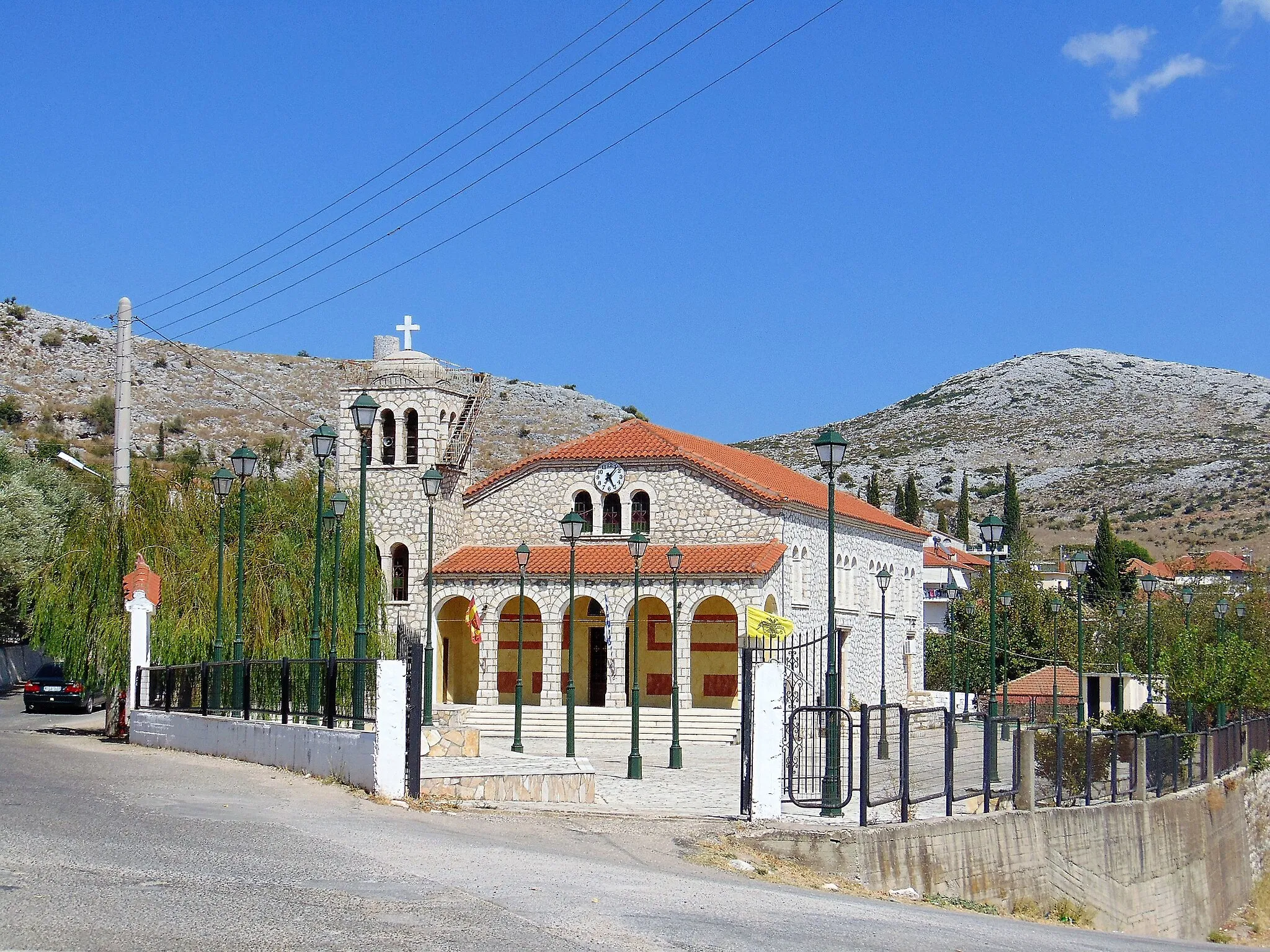 Photo showing: Church of St Spyridon in Archontochori Aitoloakarnania