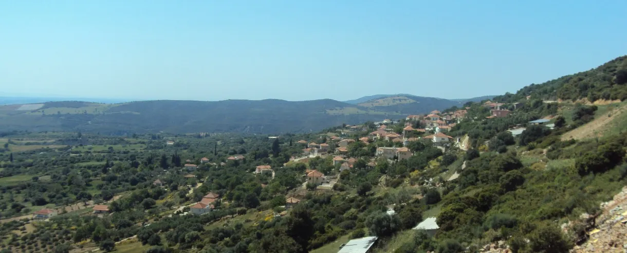 Photo showing: Partial view of Portes village, Achaia, Greece.