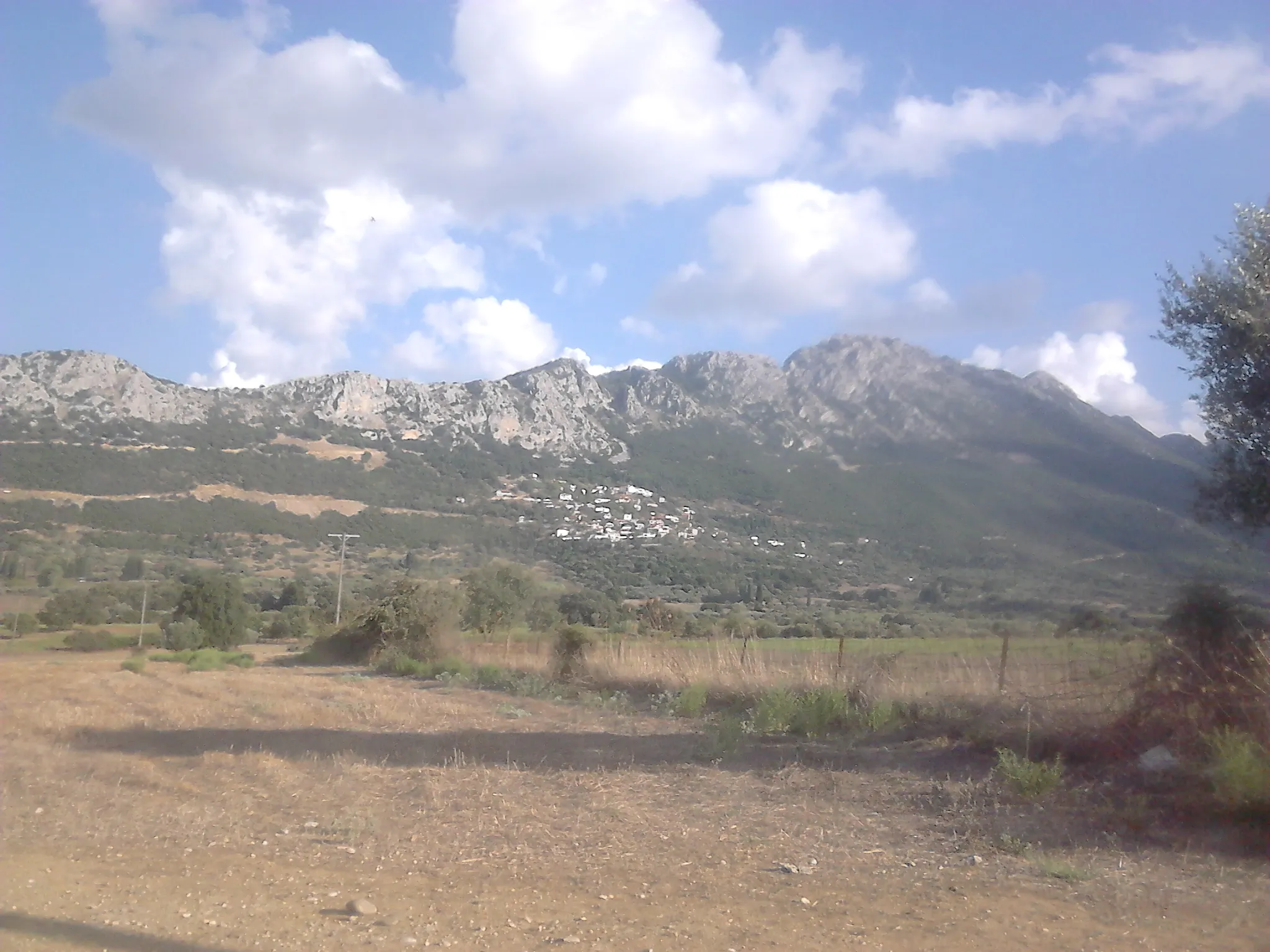 Photo showing: Sntomeri village in Achaia