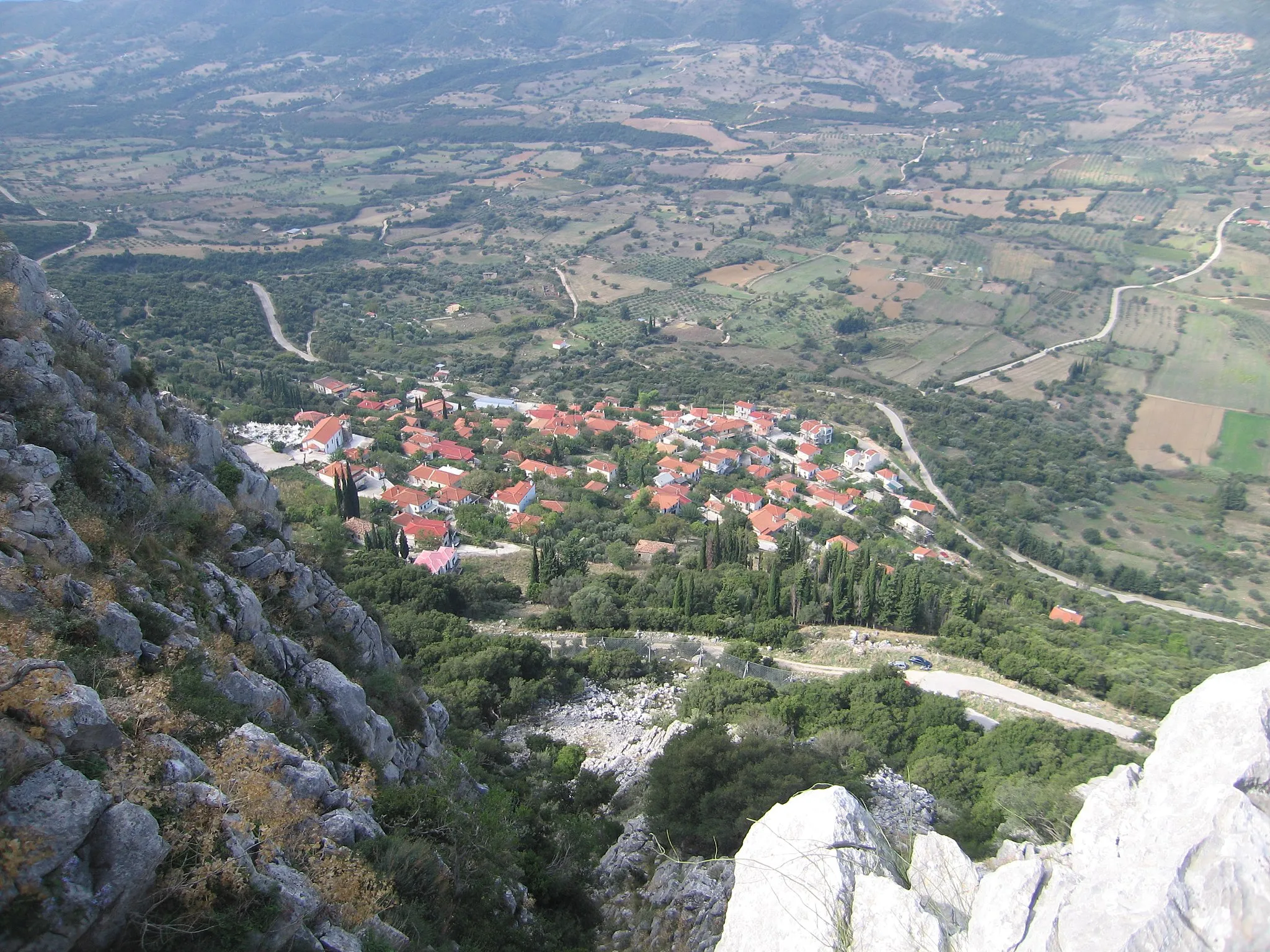 Photo showing: Άποψη από το βουνό