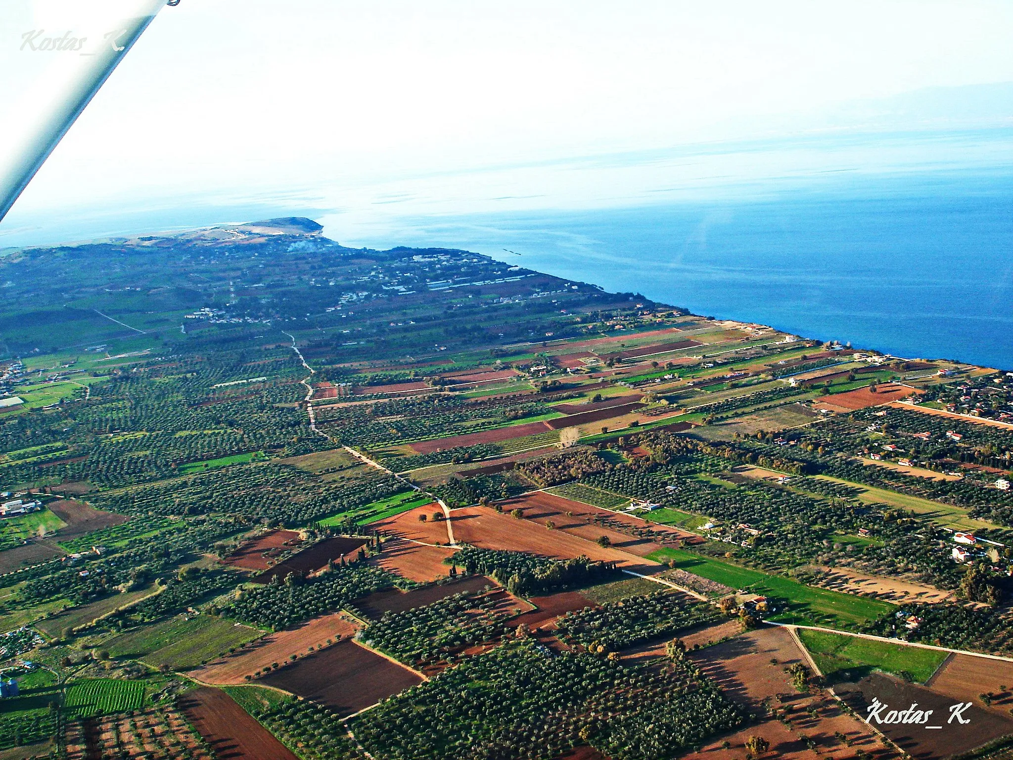 Photo showing: Περιοχή Δυτικής Ελλάδας από ψηλά (Νιφορ΄¨ικα, Καλαμάκι, Λακόπετρα)