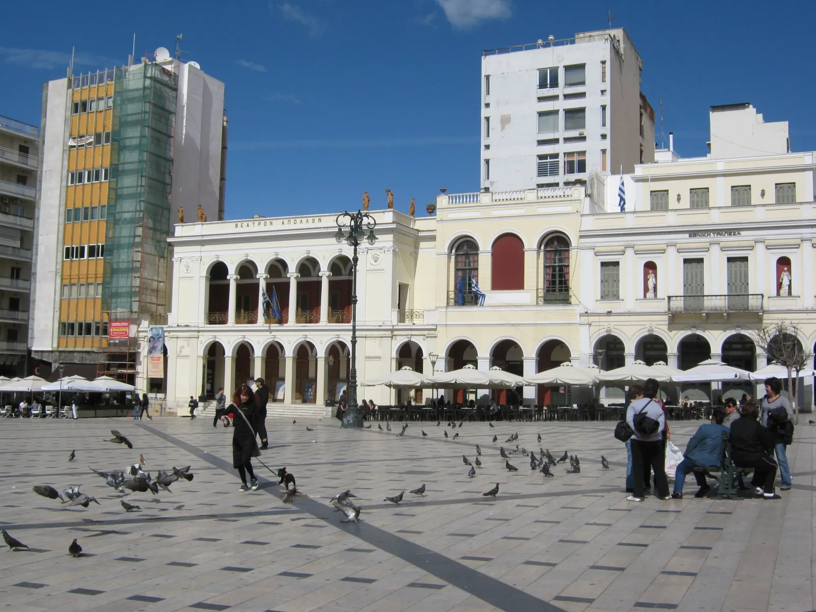 Photo showing: Patras "Plateia Georgioy A" square, and, Theatre Apollo
