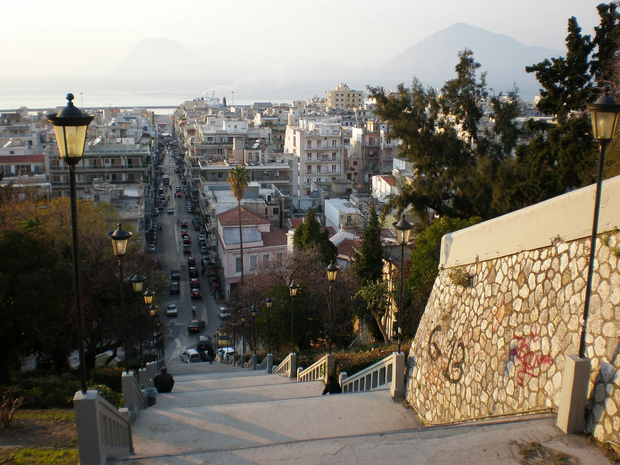 Photo showing: The Stairs of Agios Nikolaos street in Patras, Greece