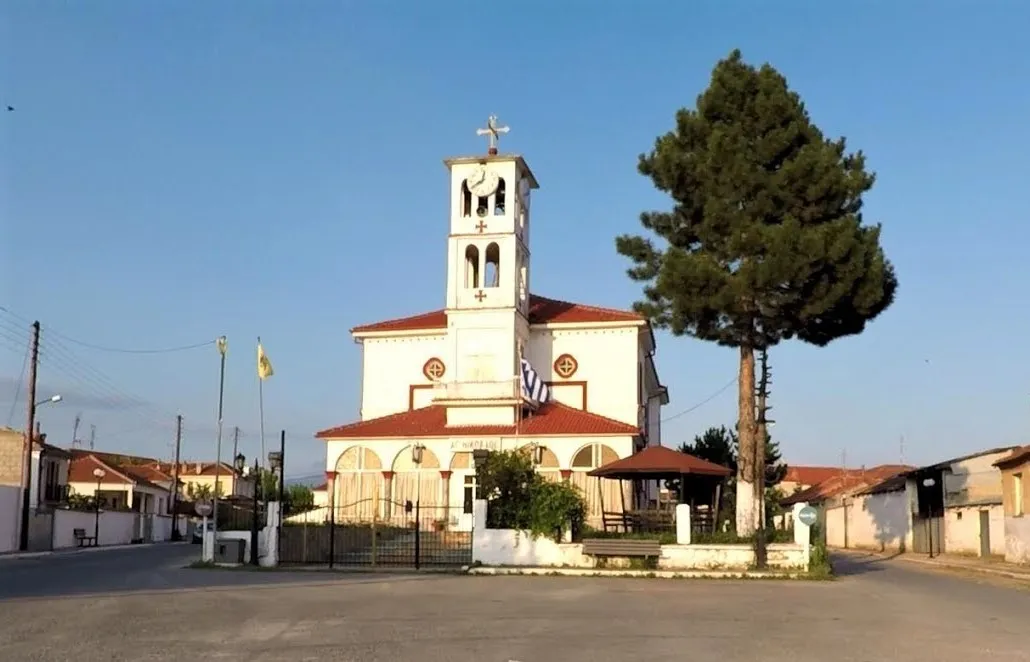 Photo showing: Church in Papayiannis, Florina