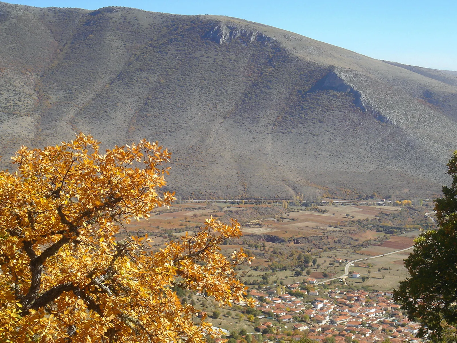 Photo showing: Pelekanos, village in Kozani, Greece