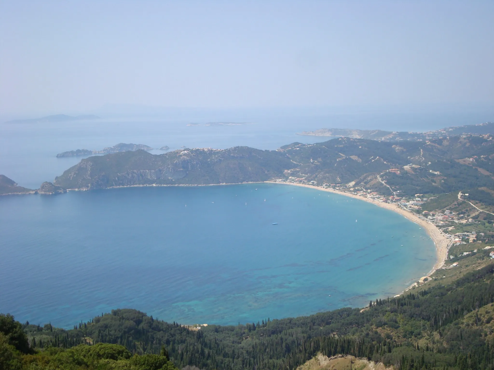 Photo showing: St George's beach in Corfu, Greece.