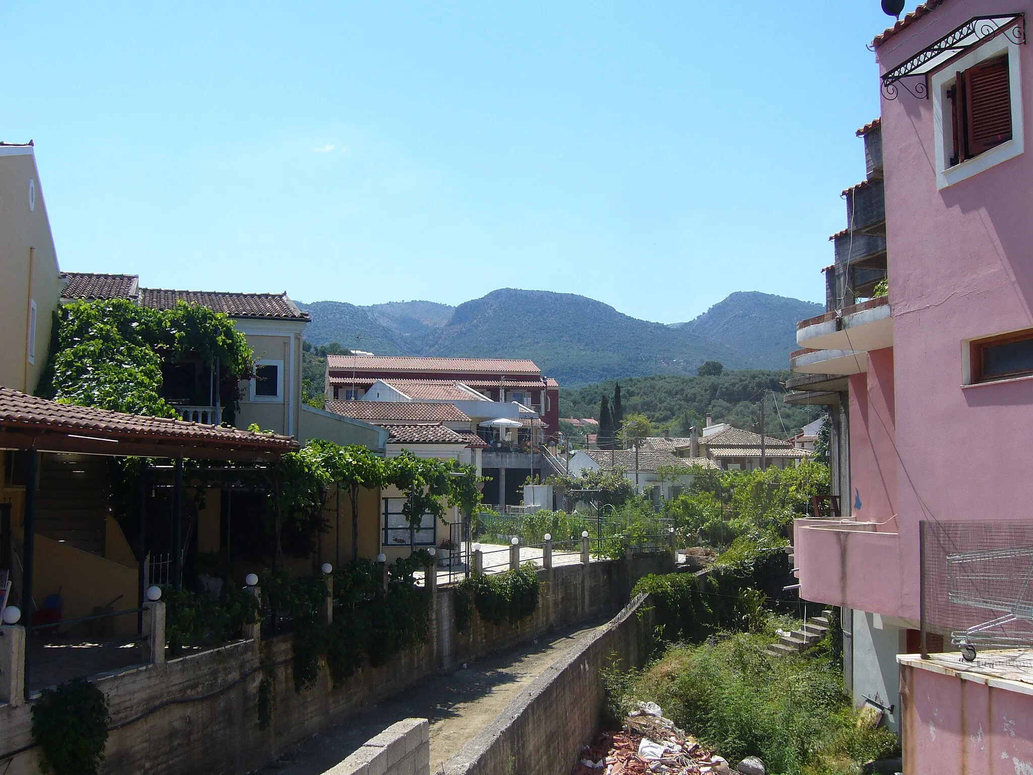 Photo showing: Acharavi village on the Greek island of Corfu.