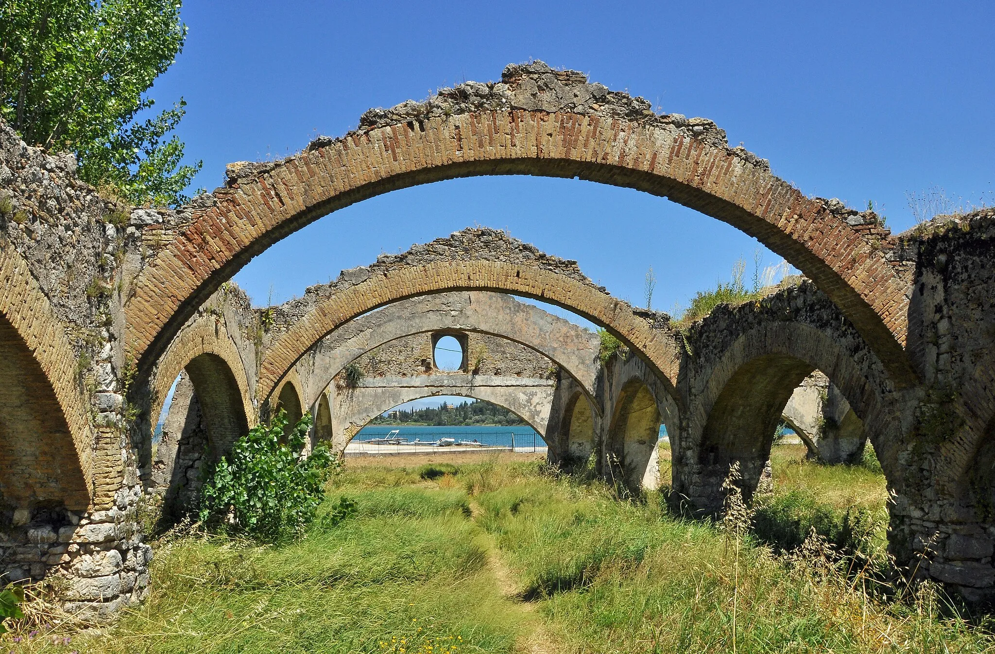 Photo showing: Gouvia (Corfu, Greece): ruins of the former Venetian shipyard