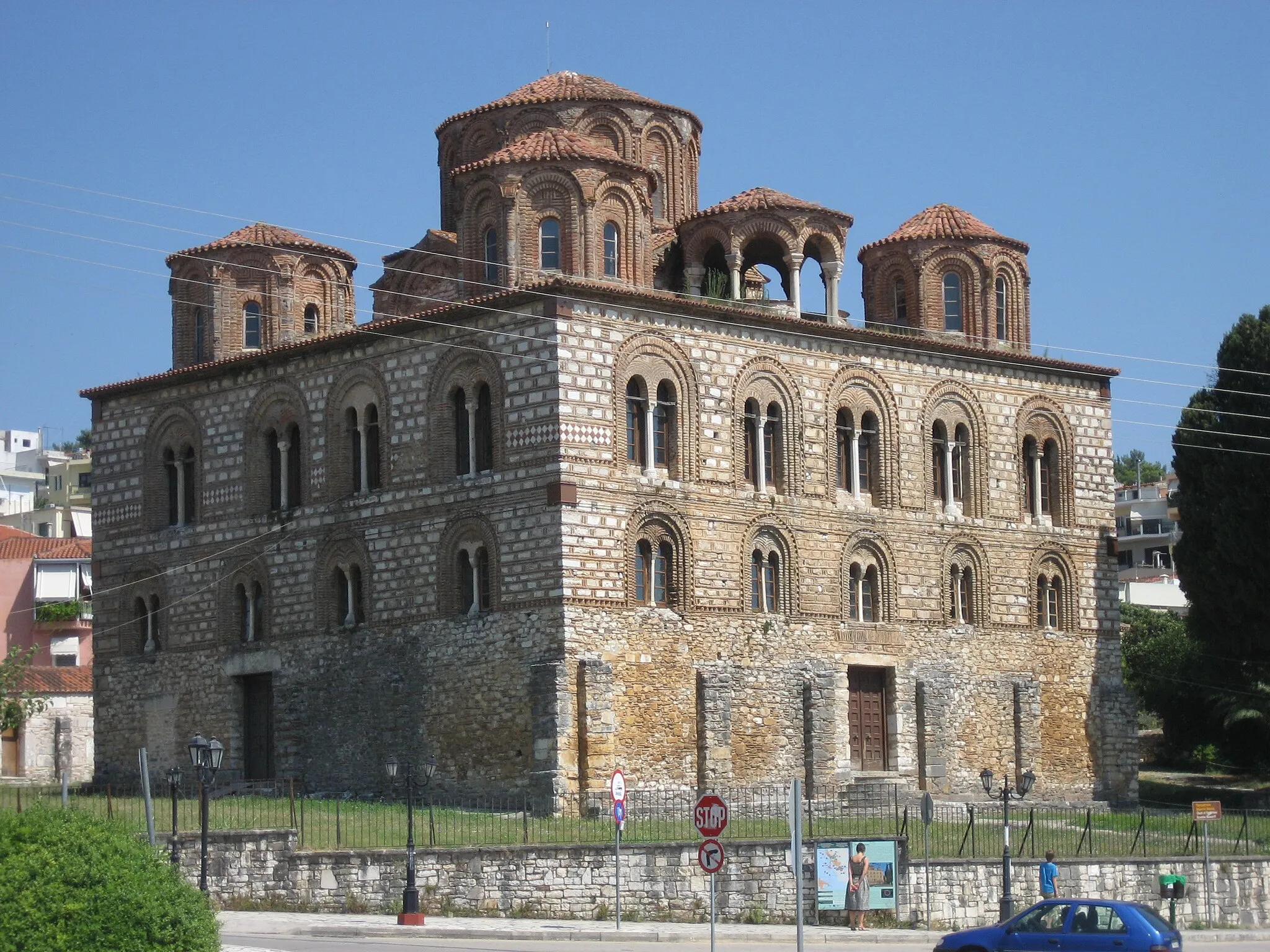 Photo showing: Church of the Parigoritissa in Arta (Greece)