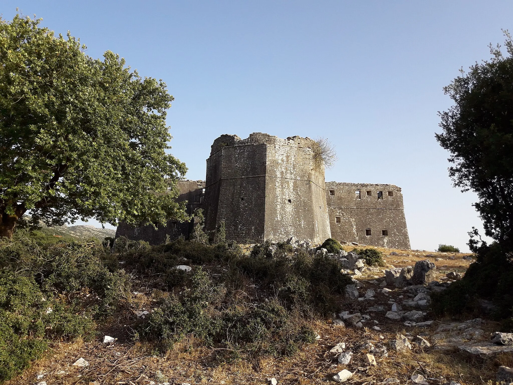 Photo showing: This is a photo of a monument in Greece identified by the ID