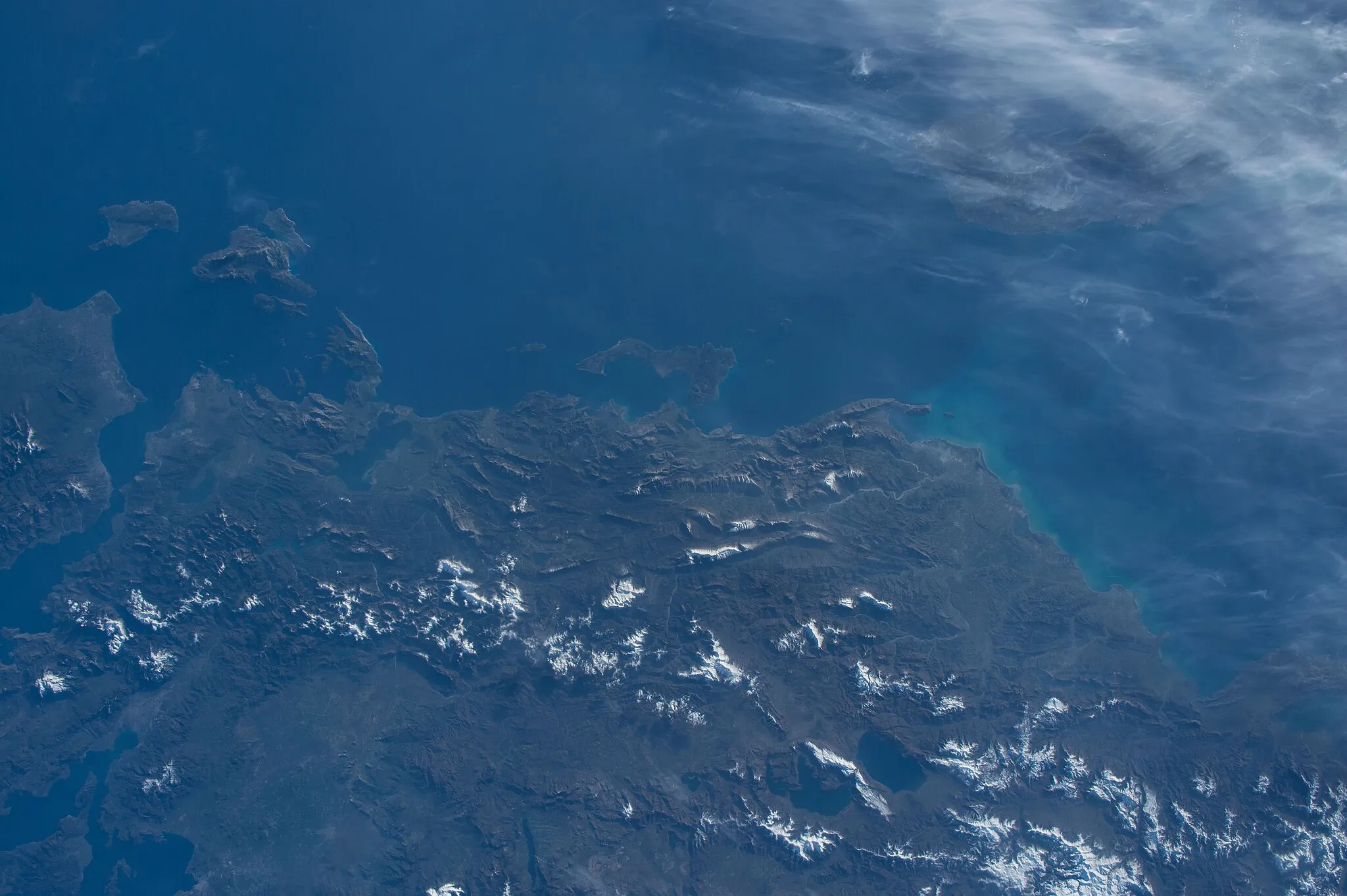 Photo showing: View of Earth taken during ISS Expedition 43.