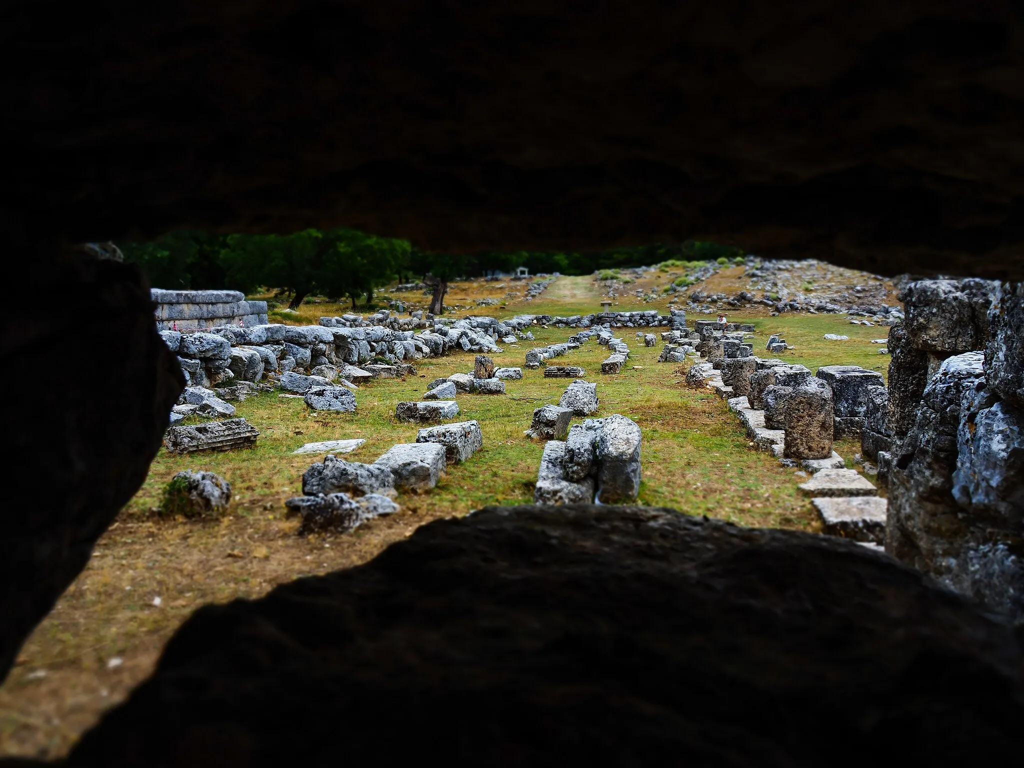 Photo showing: This is a photo of a monument in Greece identified by the ID