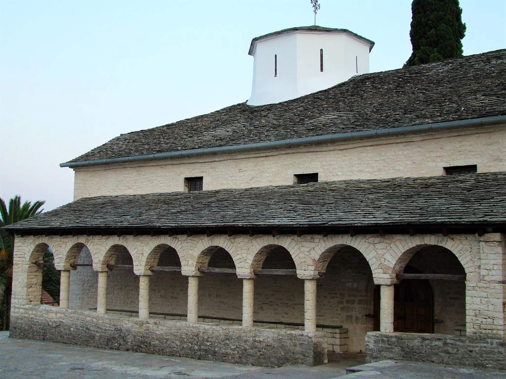 Photo showing: Church in Thesprotiko, Preveza,Greece