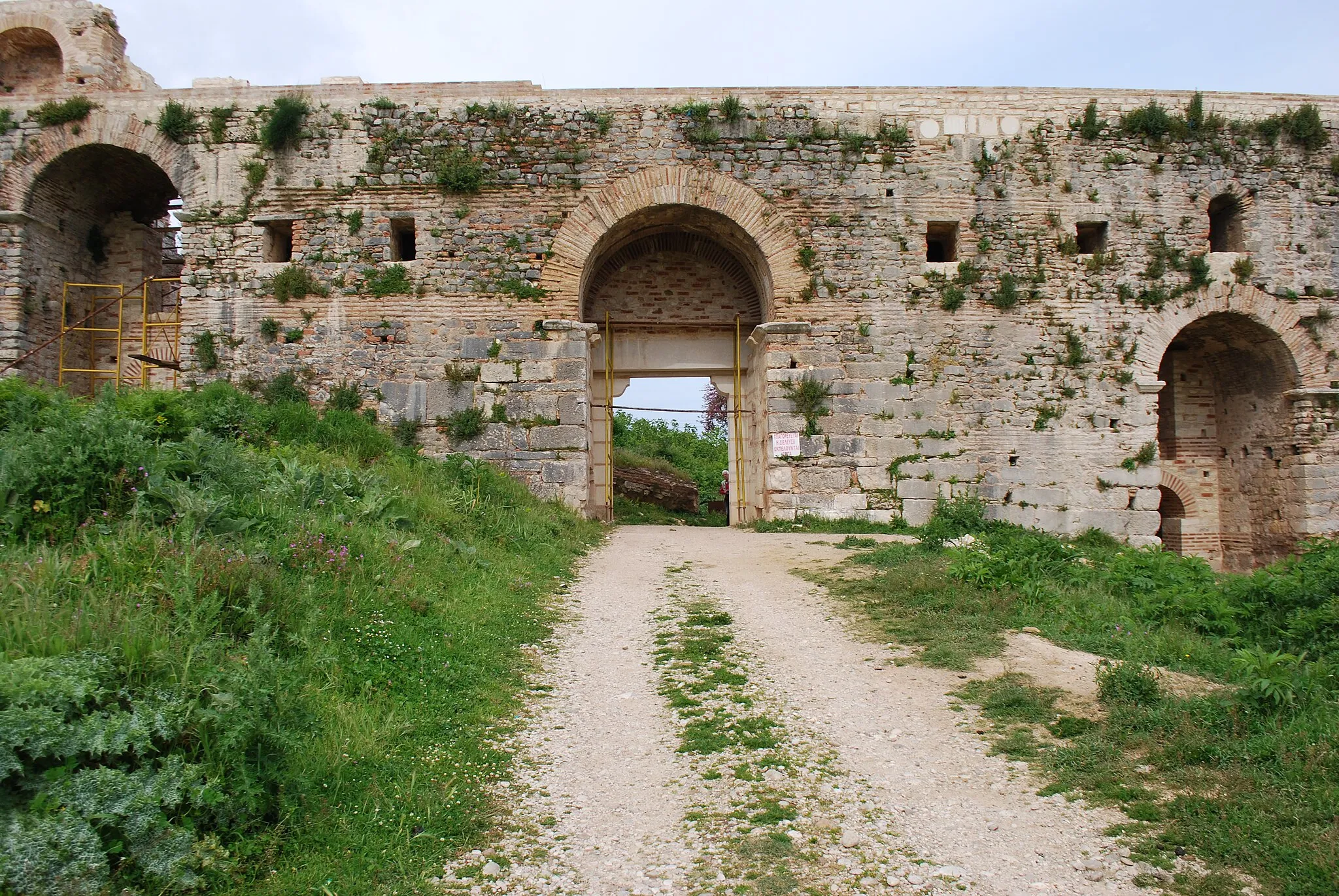 Photo showing: View of Nicopolis in Epirus.