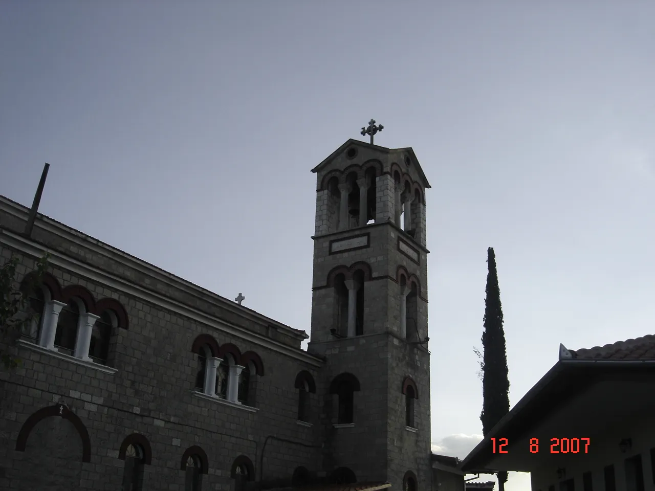 Photo showing: Church in Aiginio