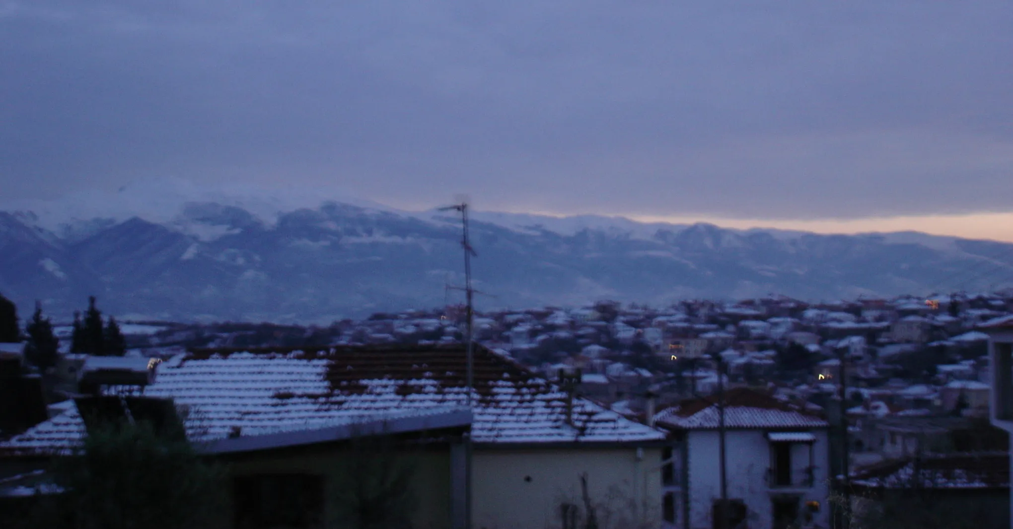 Photo showing: Cold winter evening in Alistrati, Greece.
