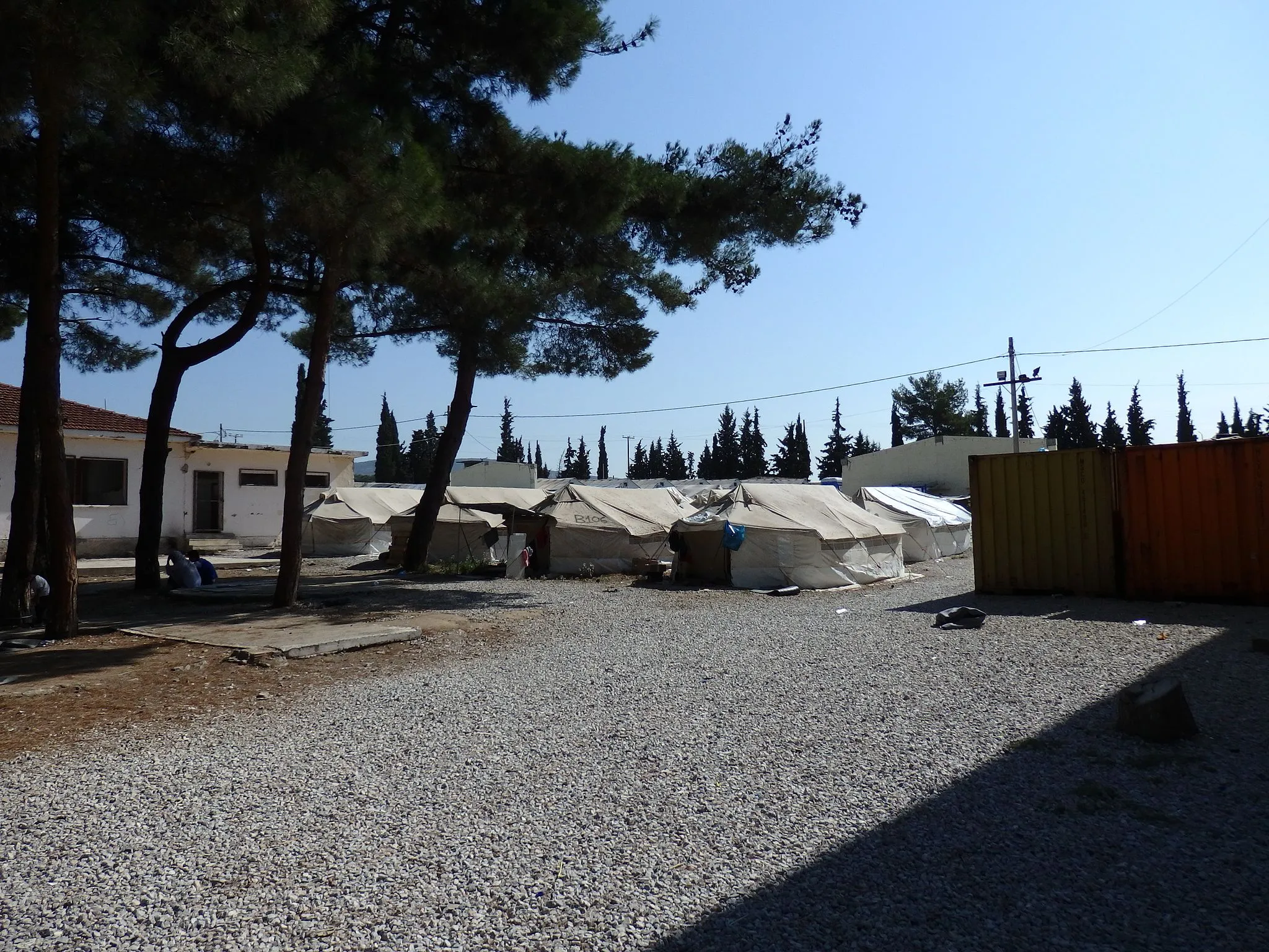Photo showing: Refugee tents from the Diavata camp (Greece)