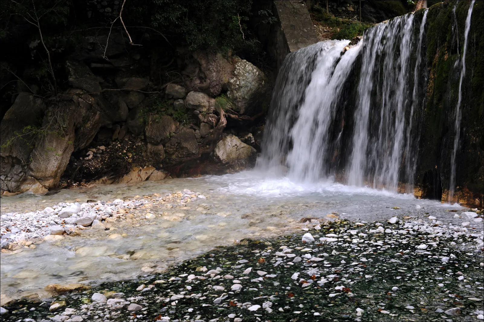 Photo showing: Aridea - Pozar springs - Toplica river, Pella Prefecture, Greece.