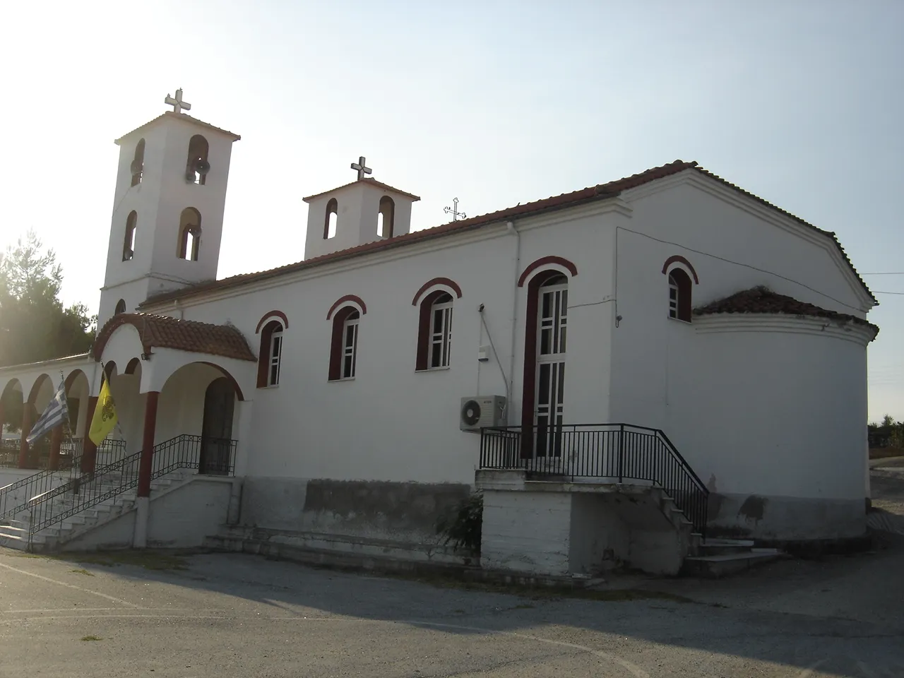 Photo showing: The church of Agia Anna in Lagorrahi.