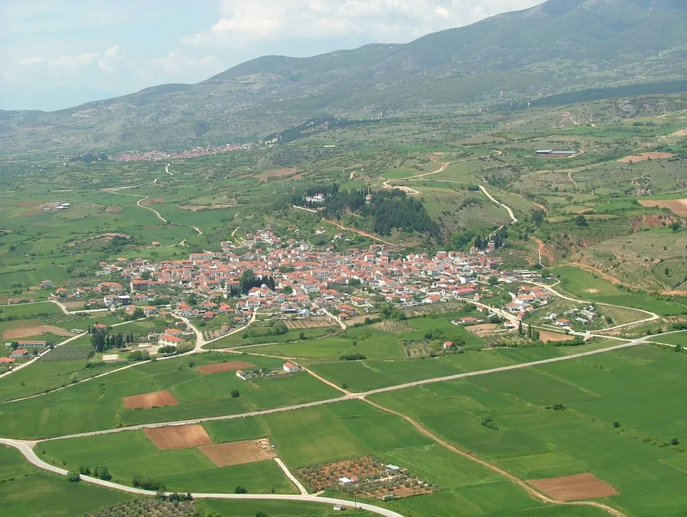 Photo showing: Airphoto of the village Emmanouil Papas, Serres, Greece