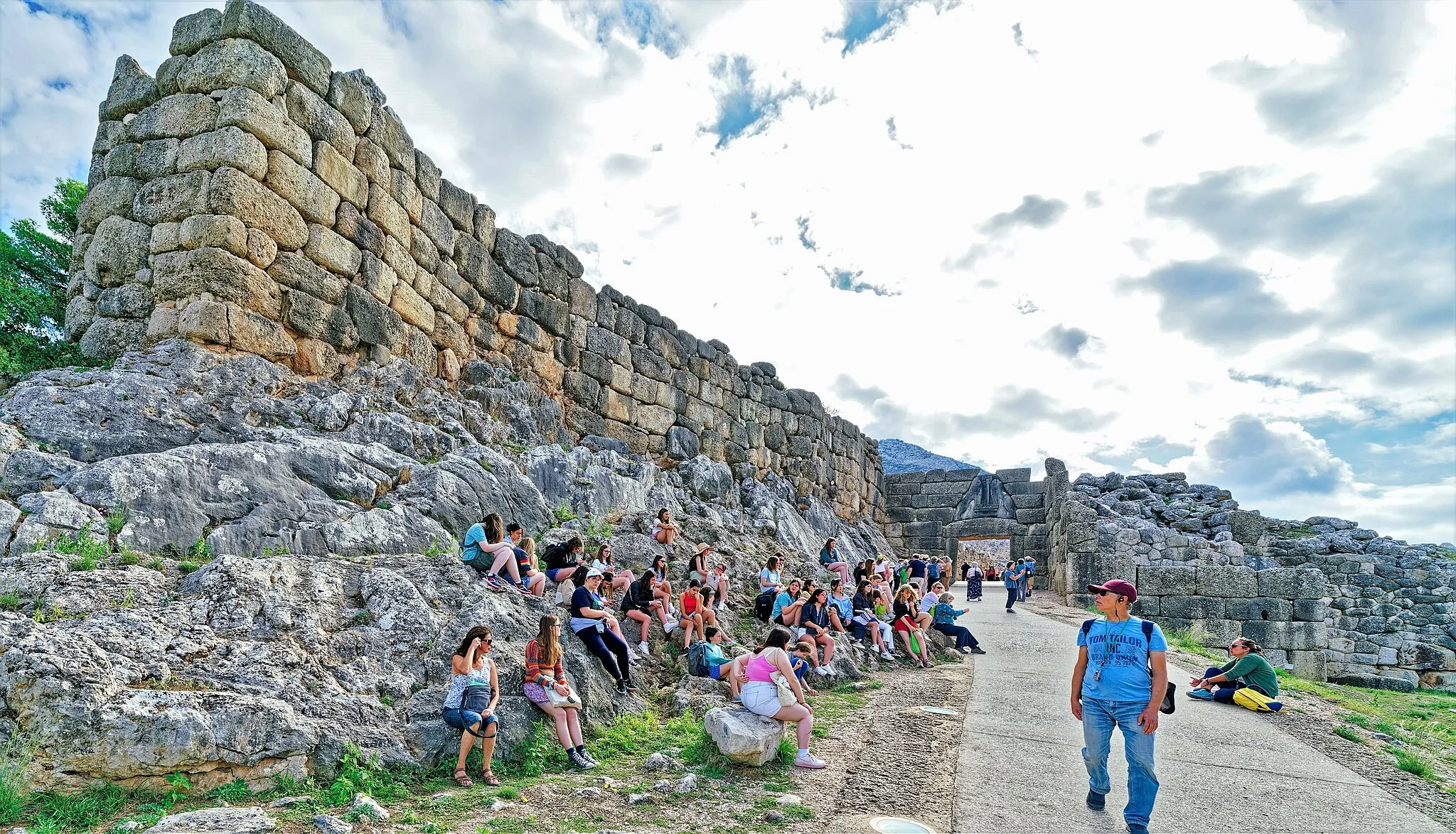 Photo showing: The ruins of the upper city of Mycenae.